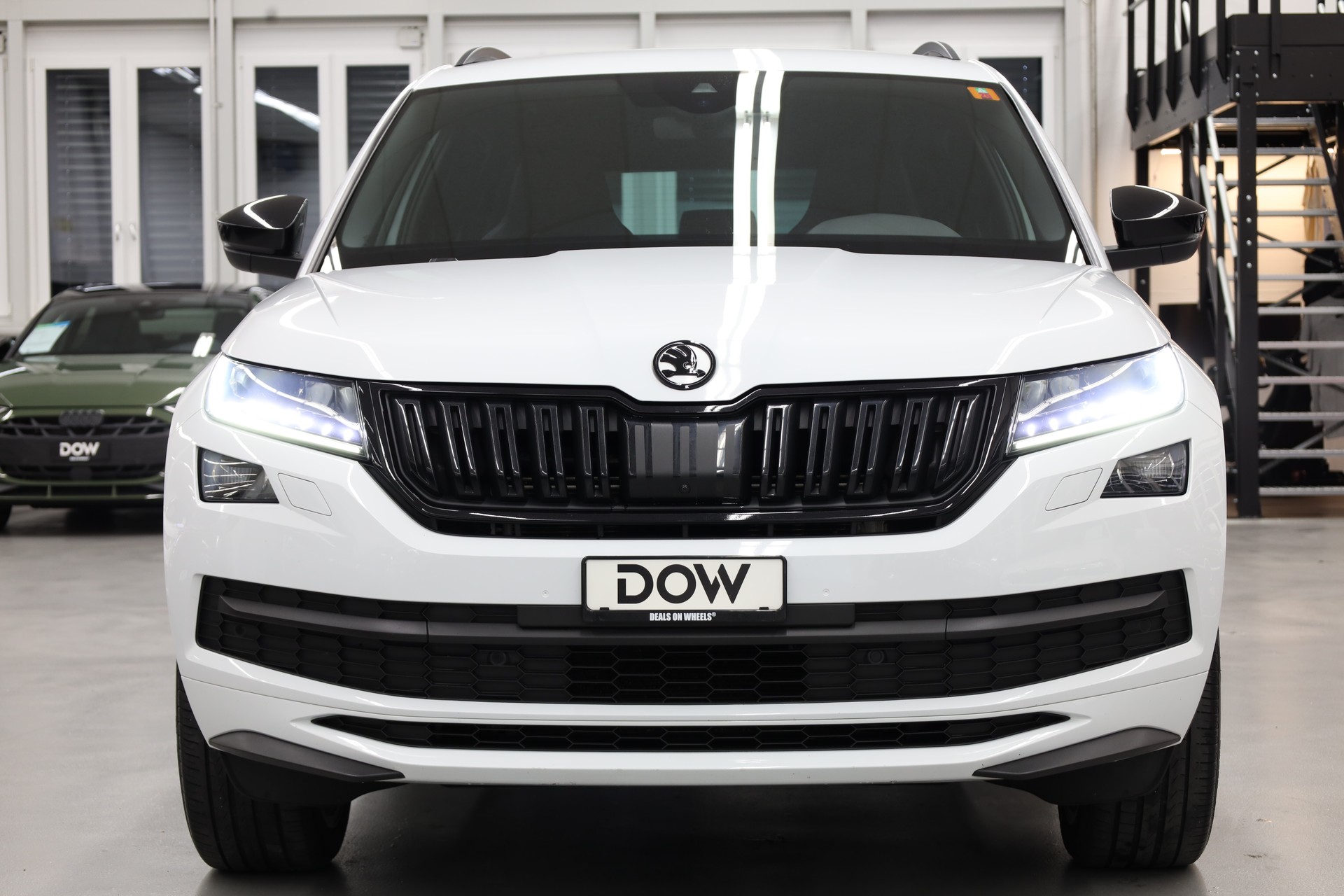 SKODA Kodiaq 2.0 TSI Sportline DSG-image-5