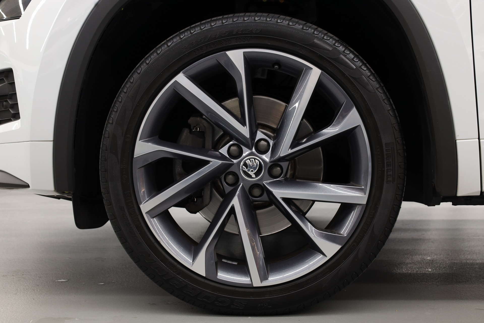 SKODA Kodiaq 2.0 TSI Sportline DSG-image-13