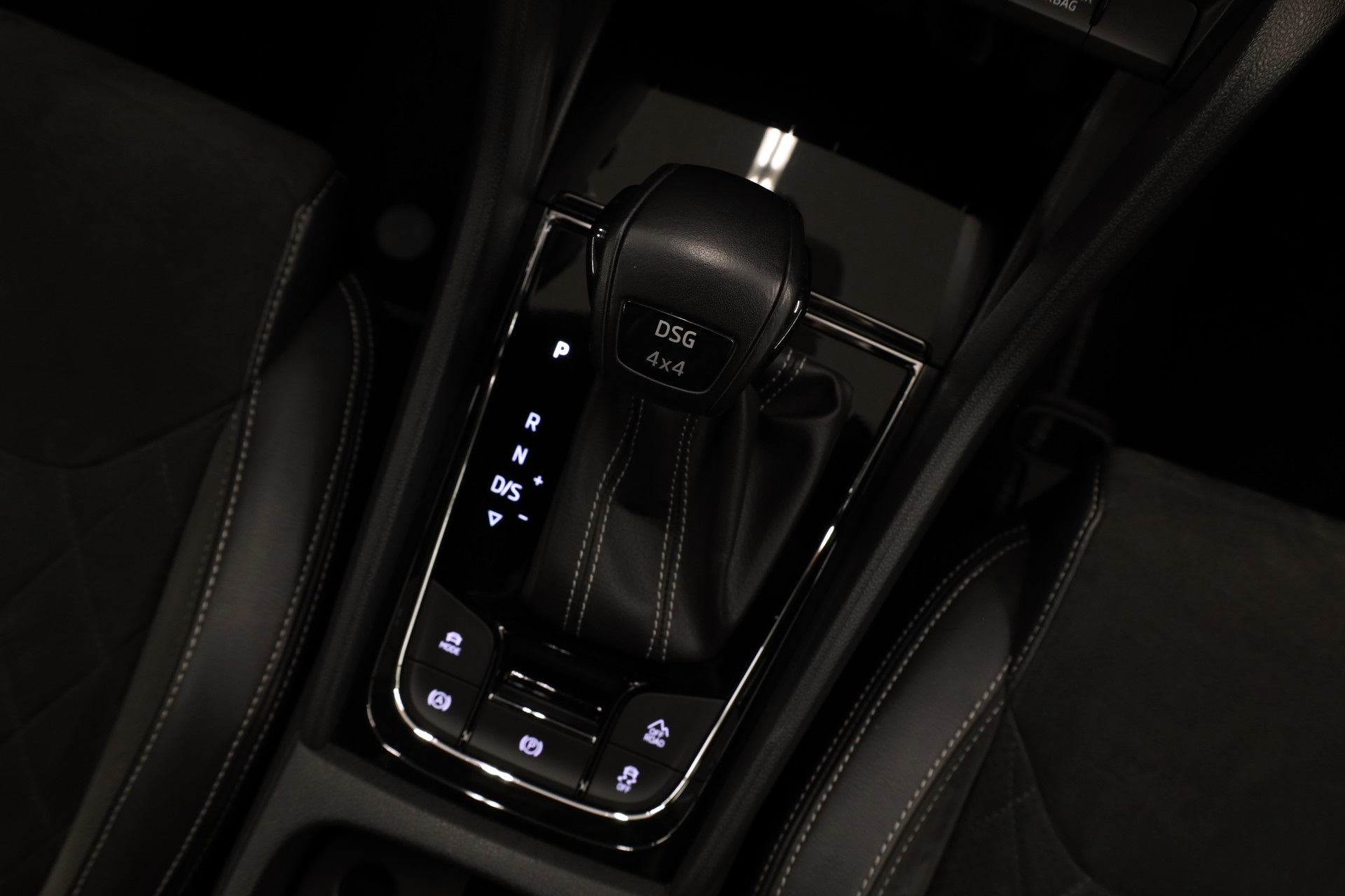 SKODA Kodiaq 2.0 TSI Sportline DSG-image-22