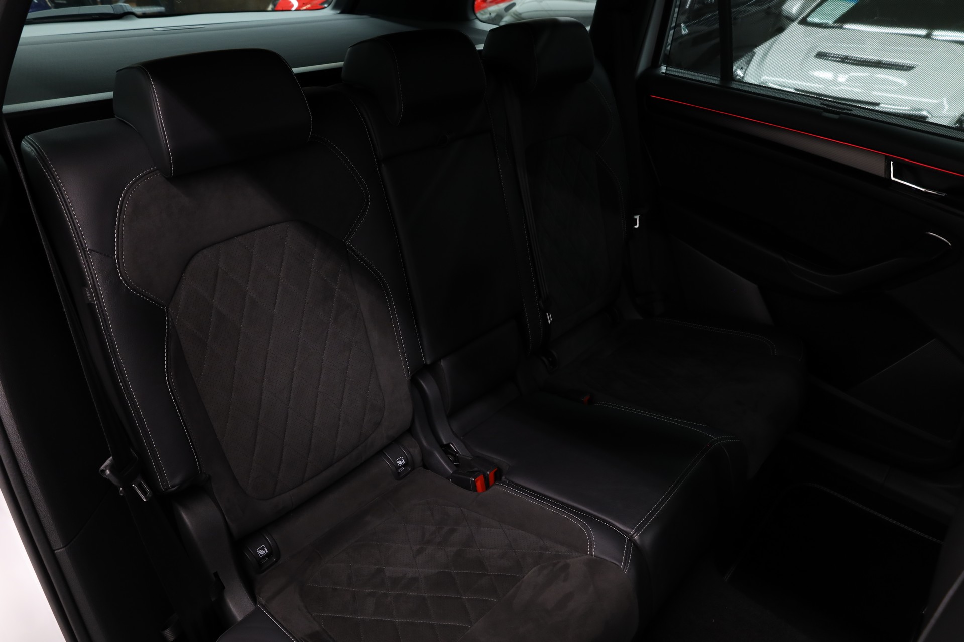SKODA Kodiaq 2.0 TSI Sportline DSG-image-28