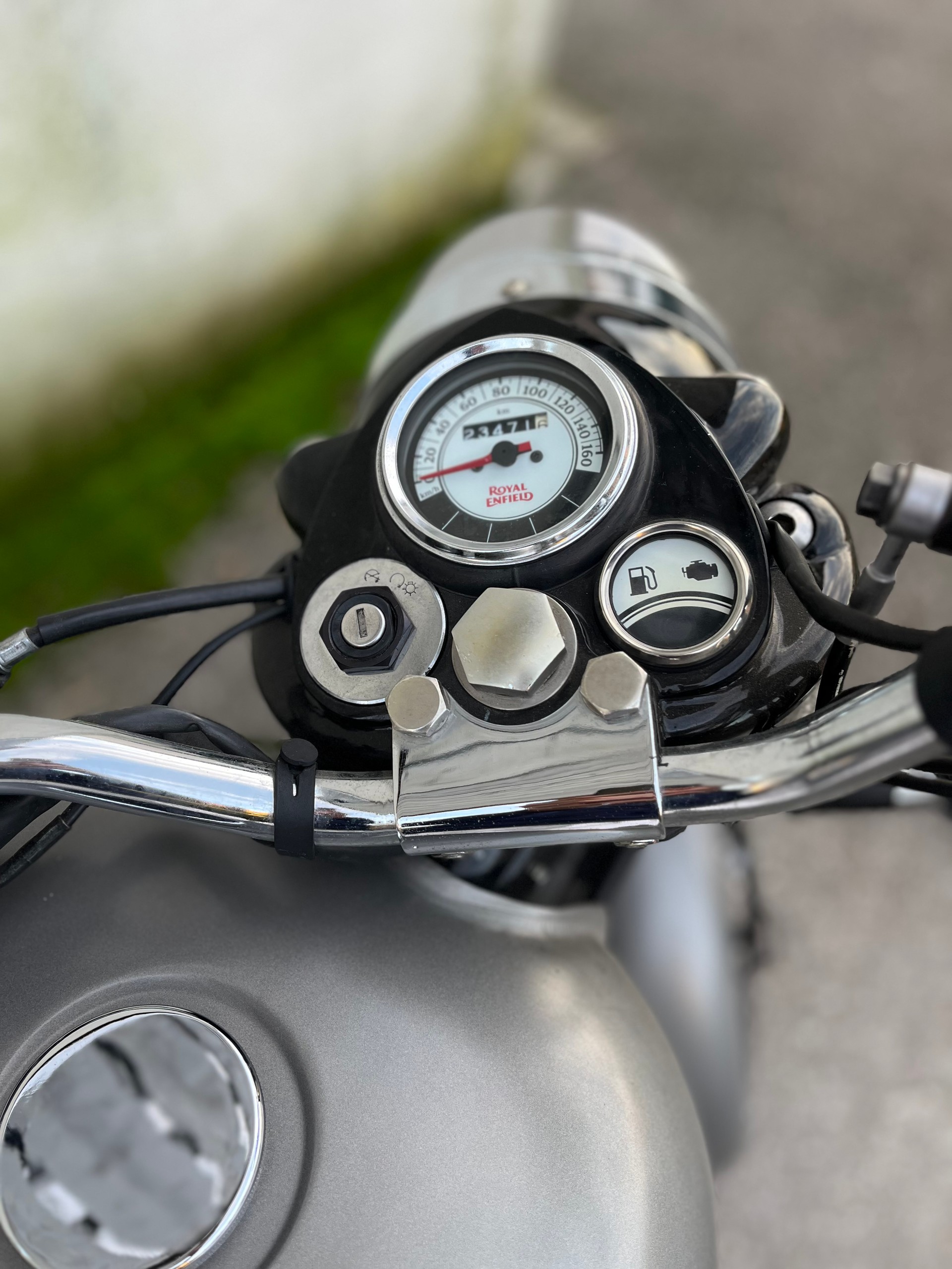 ROYAL ENFIELD Bullet 500 EFI-image-3