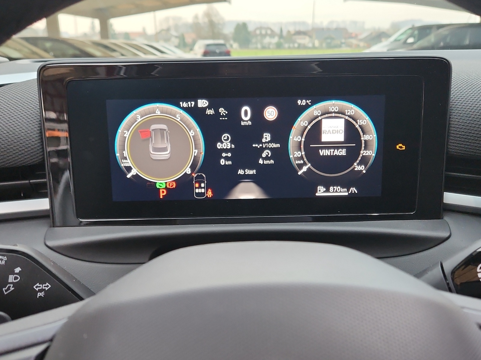 VW T-Roc 1.5 eTSI mHEV R-Line DSG-image-16