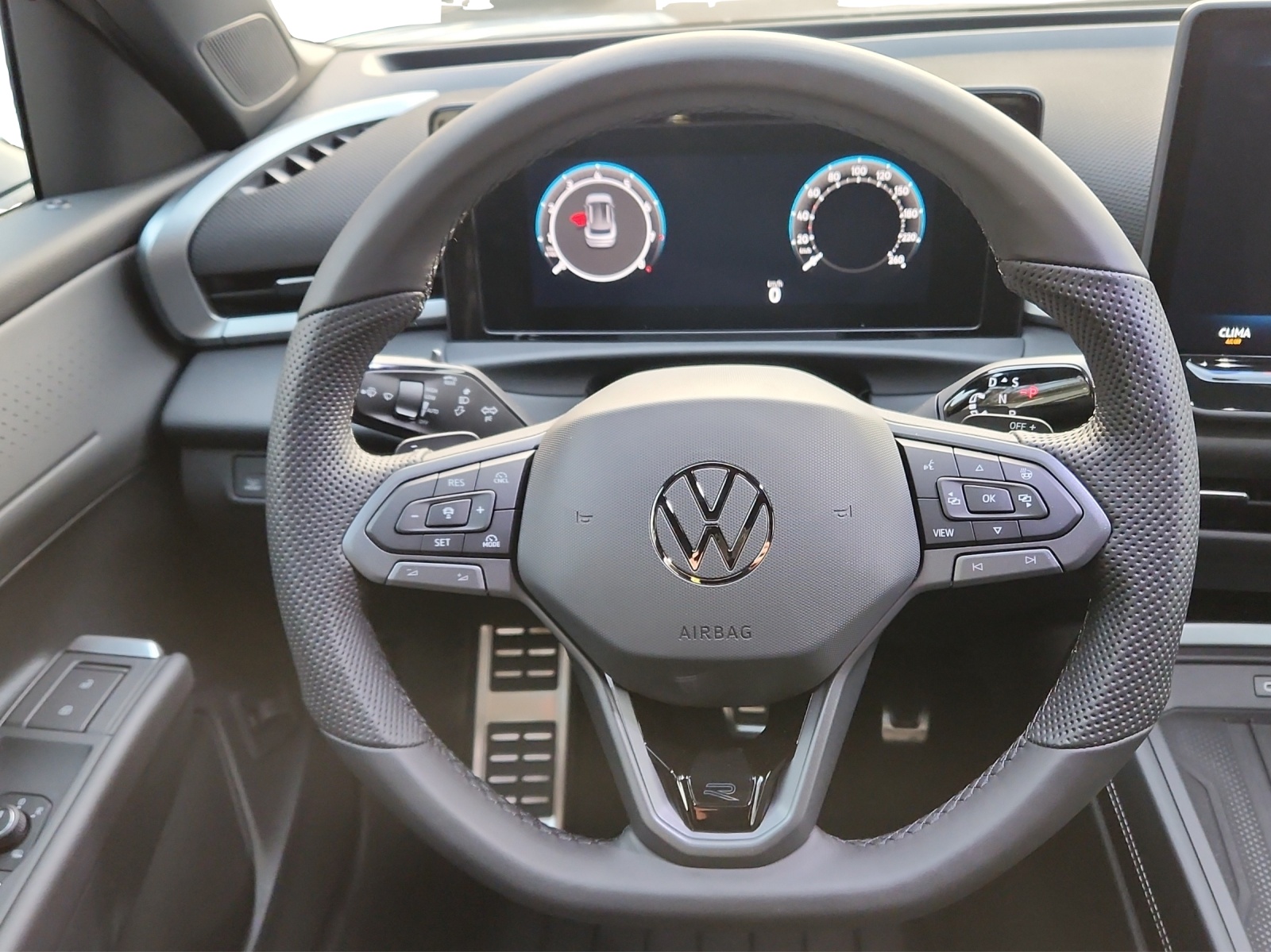 VW T-Roc 1.5 eTSI mHEV R-Line DSG-image-8