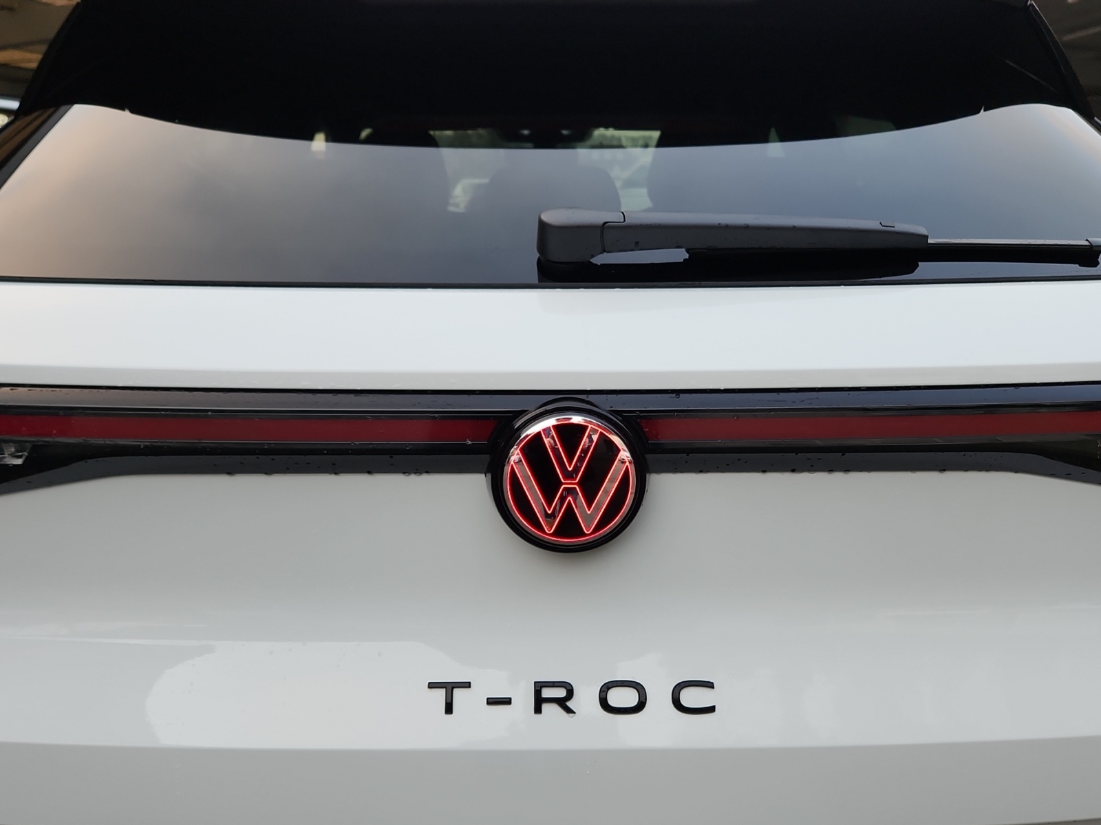 VW T-Roc 1.5 eTSI mHEV R-Line DSG-image-13