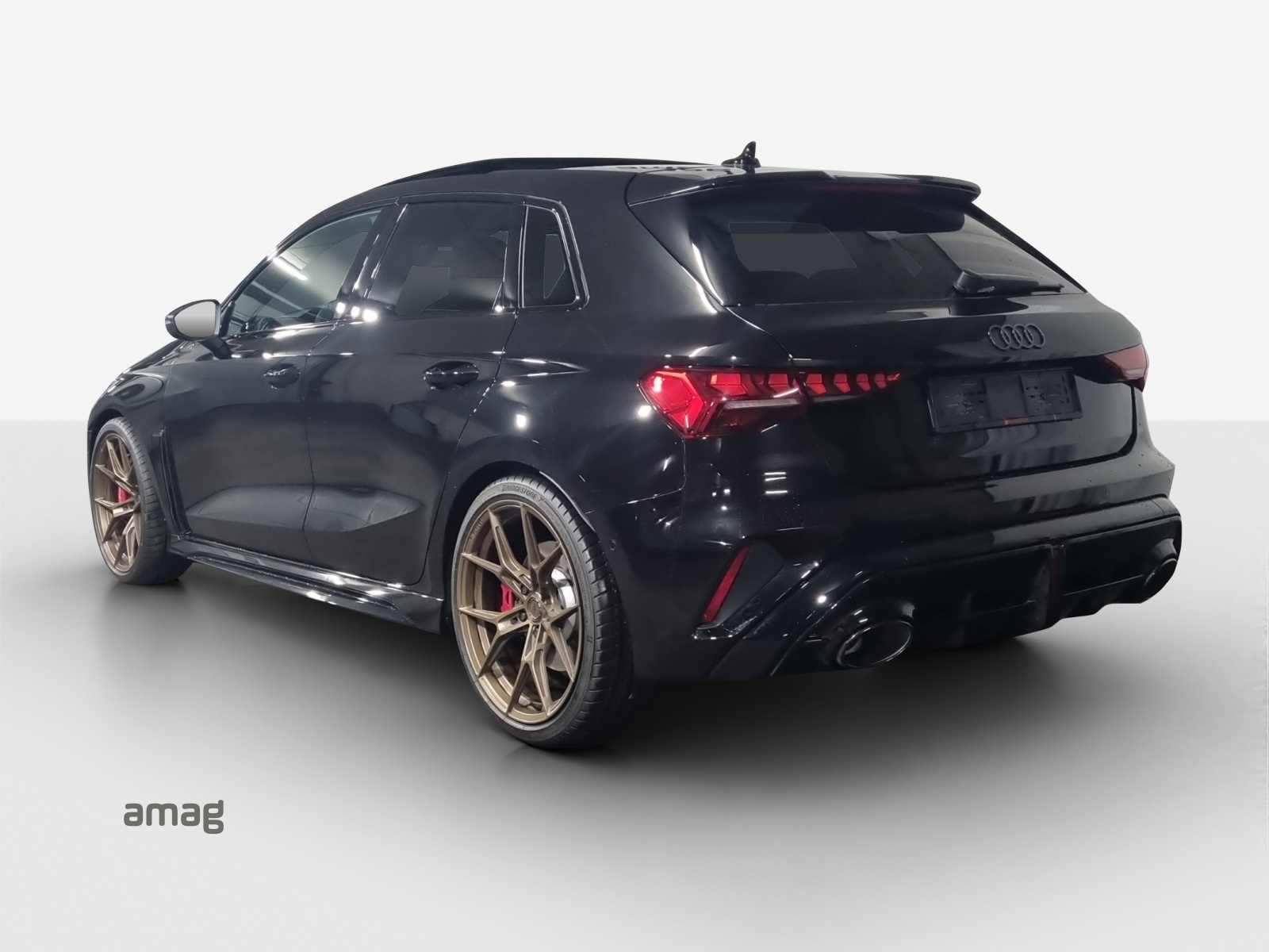 AUDI RS3 Sportback 2.5 TSI quattro S-tronic-image-2