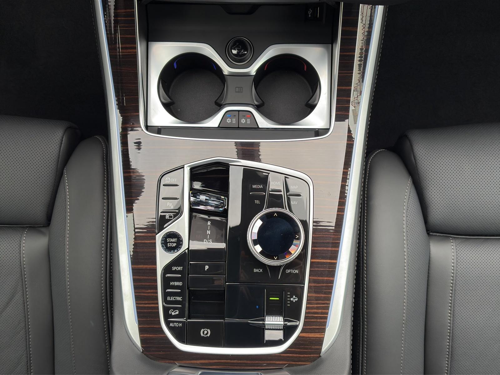 BMW X5 50e xDrive SAG-image-17