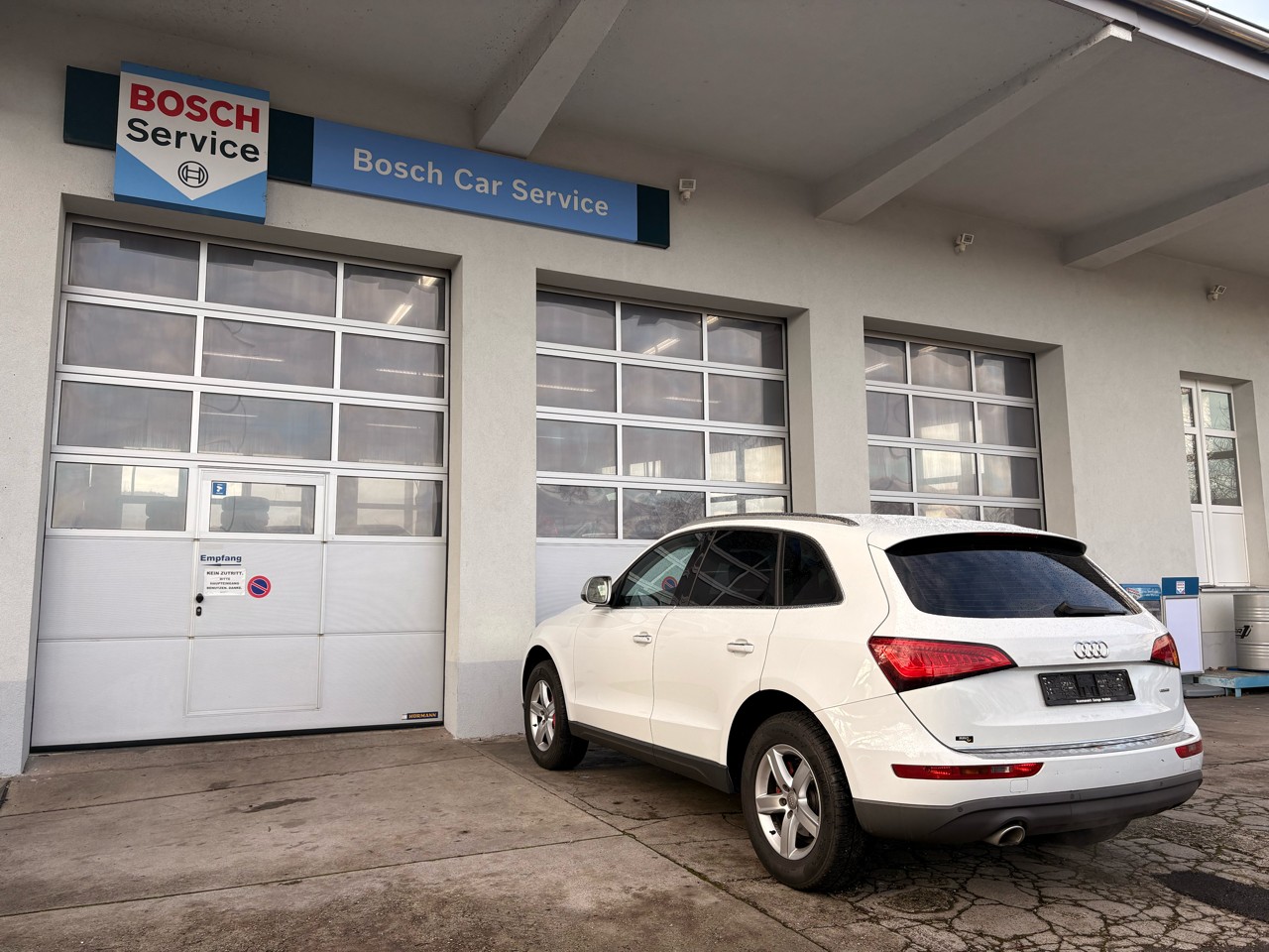 AUDI Q5 2.0 TDI quattro S-tronic-image-2