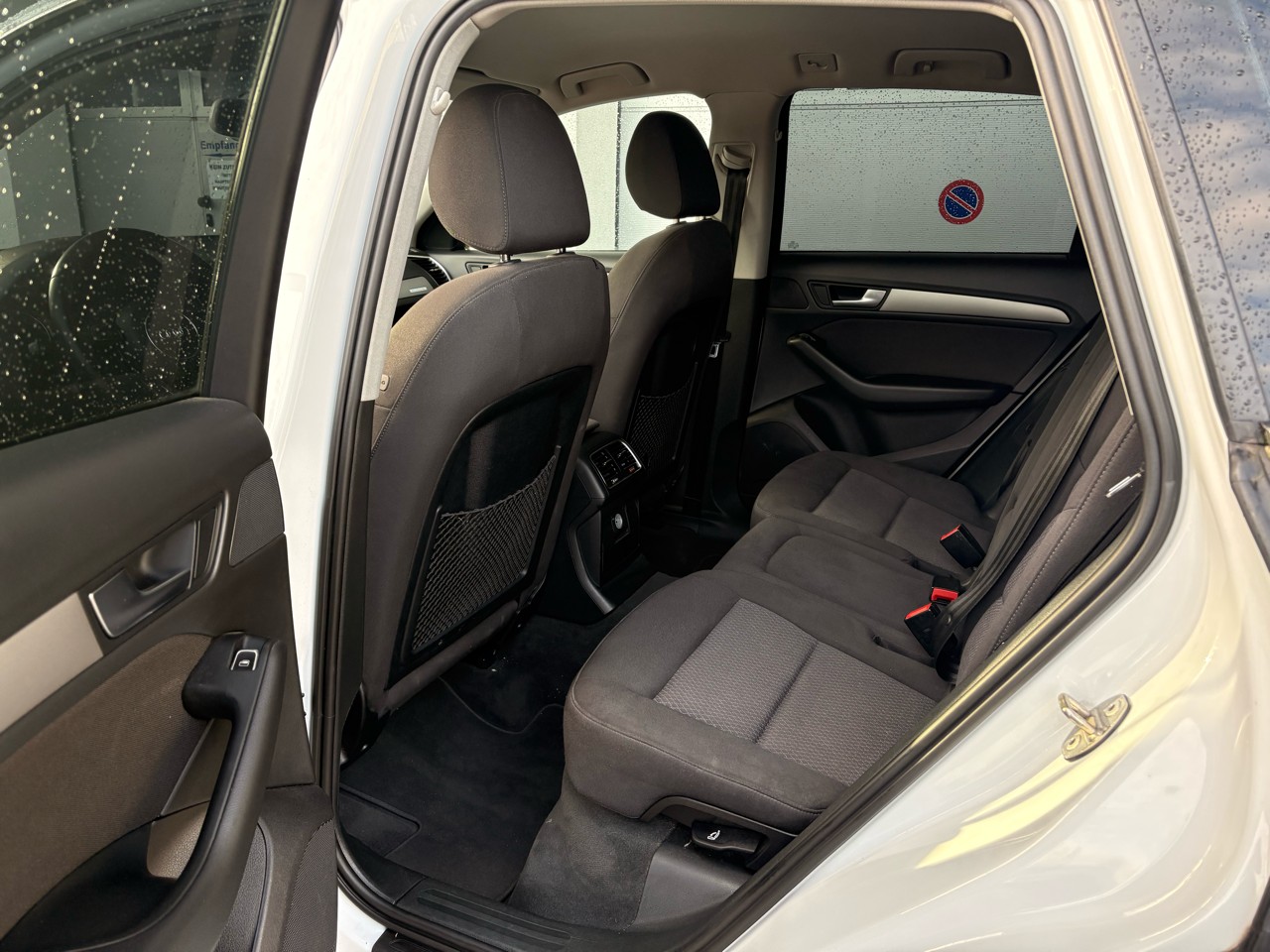 AUDI Q5 2.0 TDI quattro S-tronic-image-8