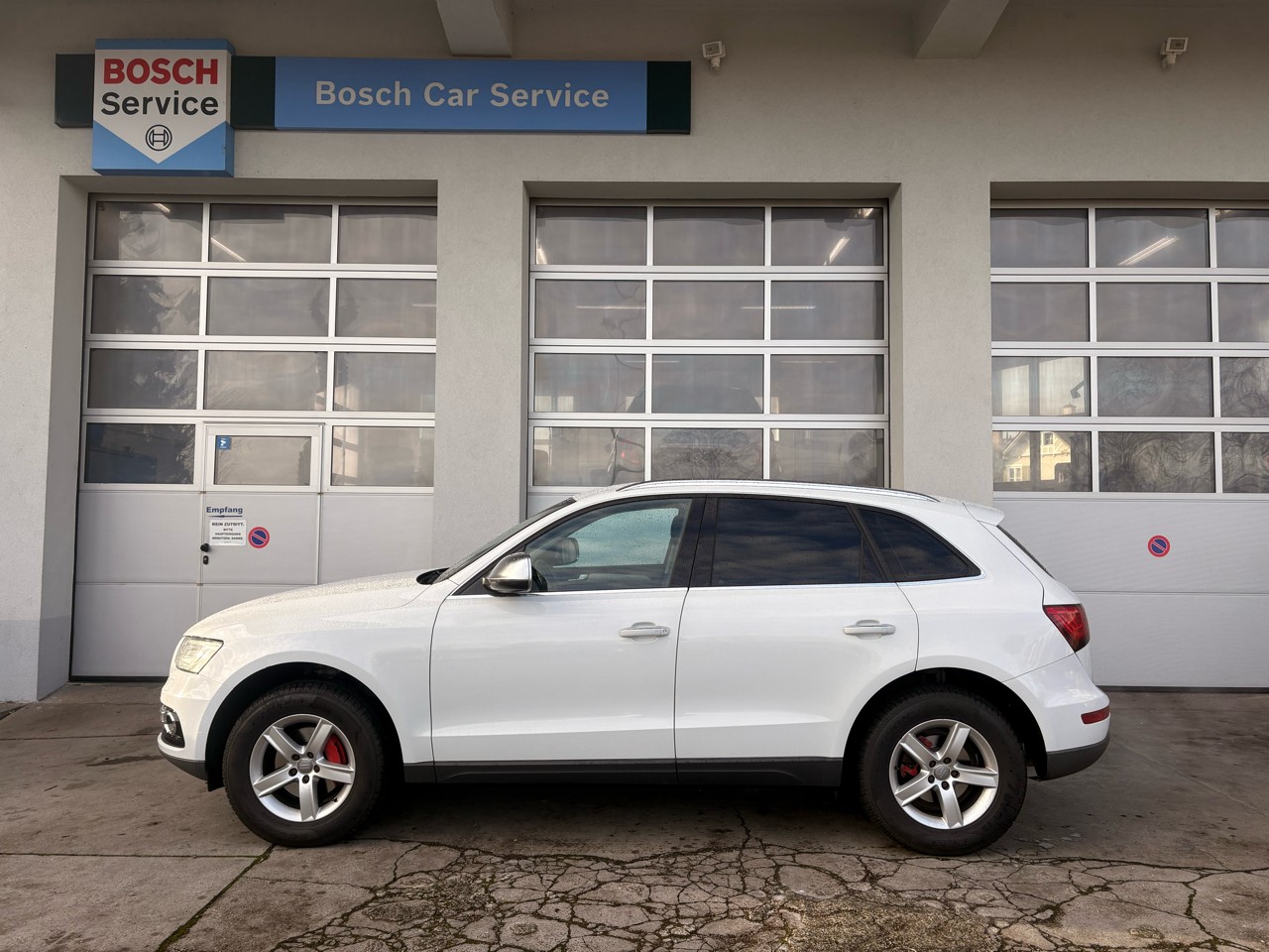 AUDI Q5 2.0 TDI quattro S-tronic-image-5