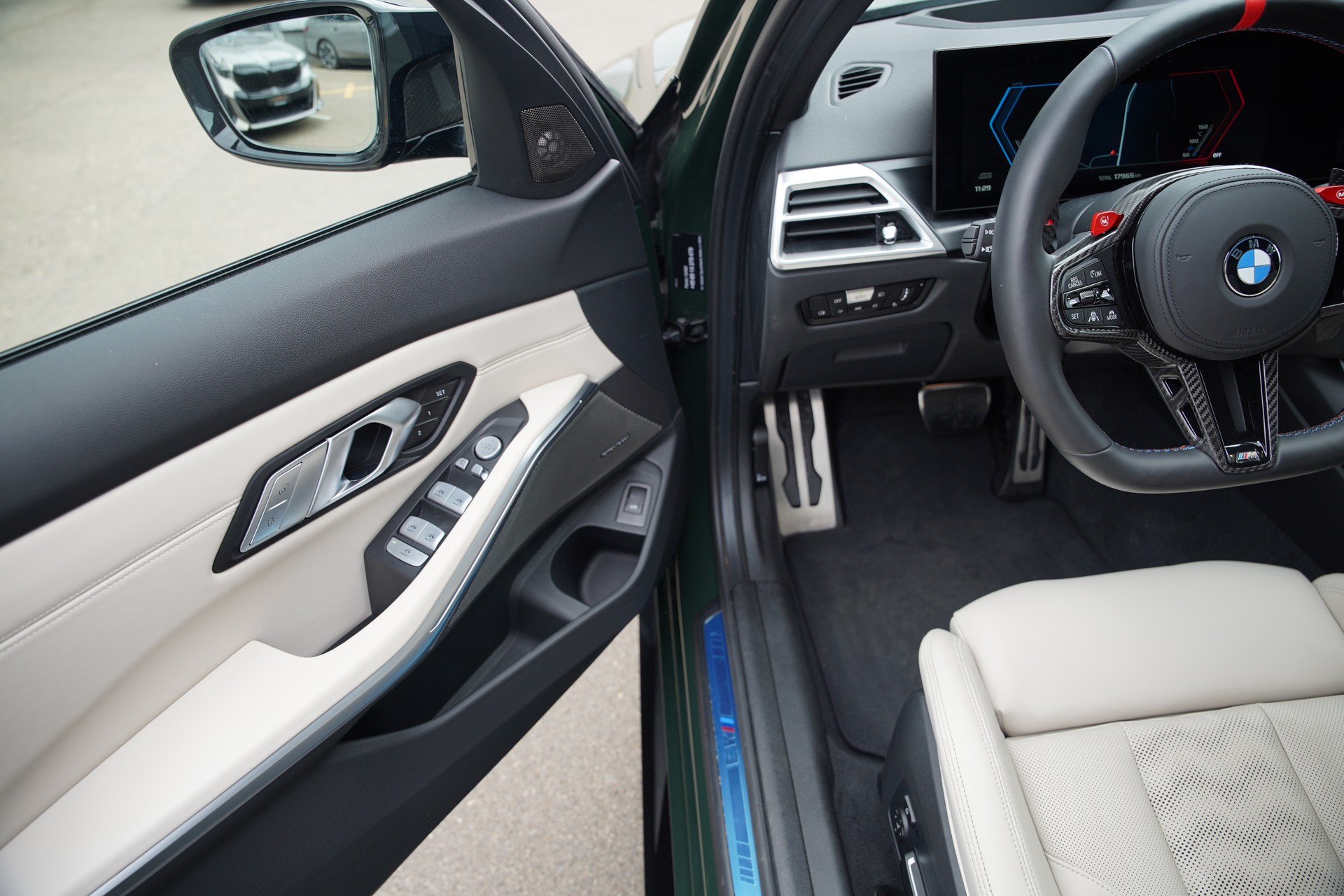 BMW M3 Touring xDrive Competition M LCI Brewster Green-image-7
