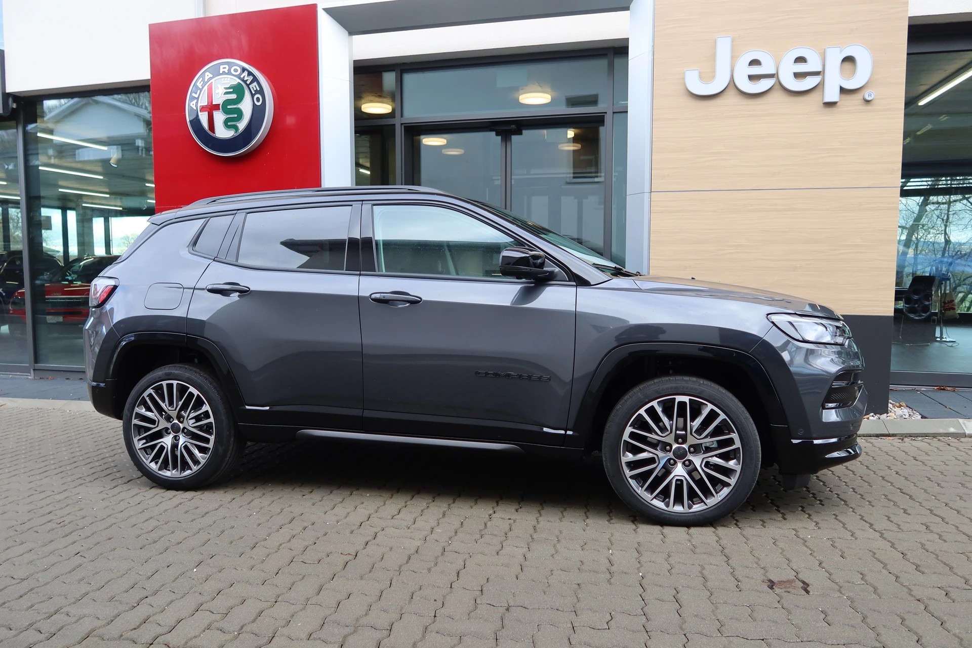JEEP Compass 4x2 1.5 Summ. Sky-image-1