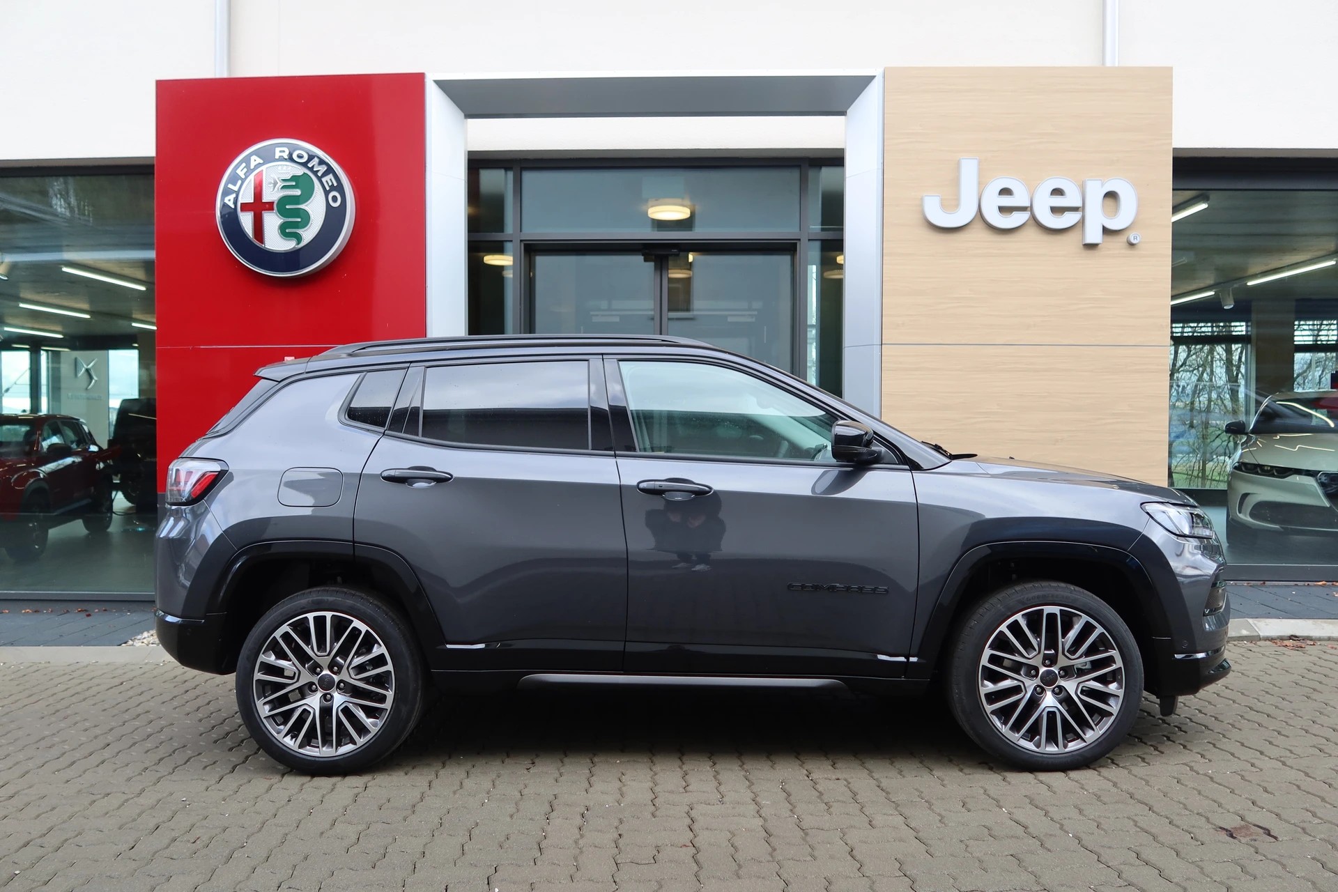 JEEP Compass 4x2 1.5 Summ. Sky-image-0