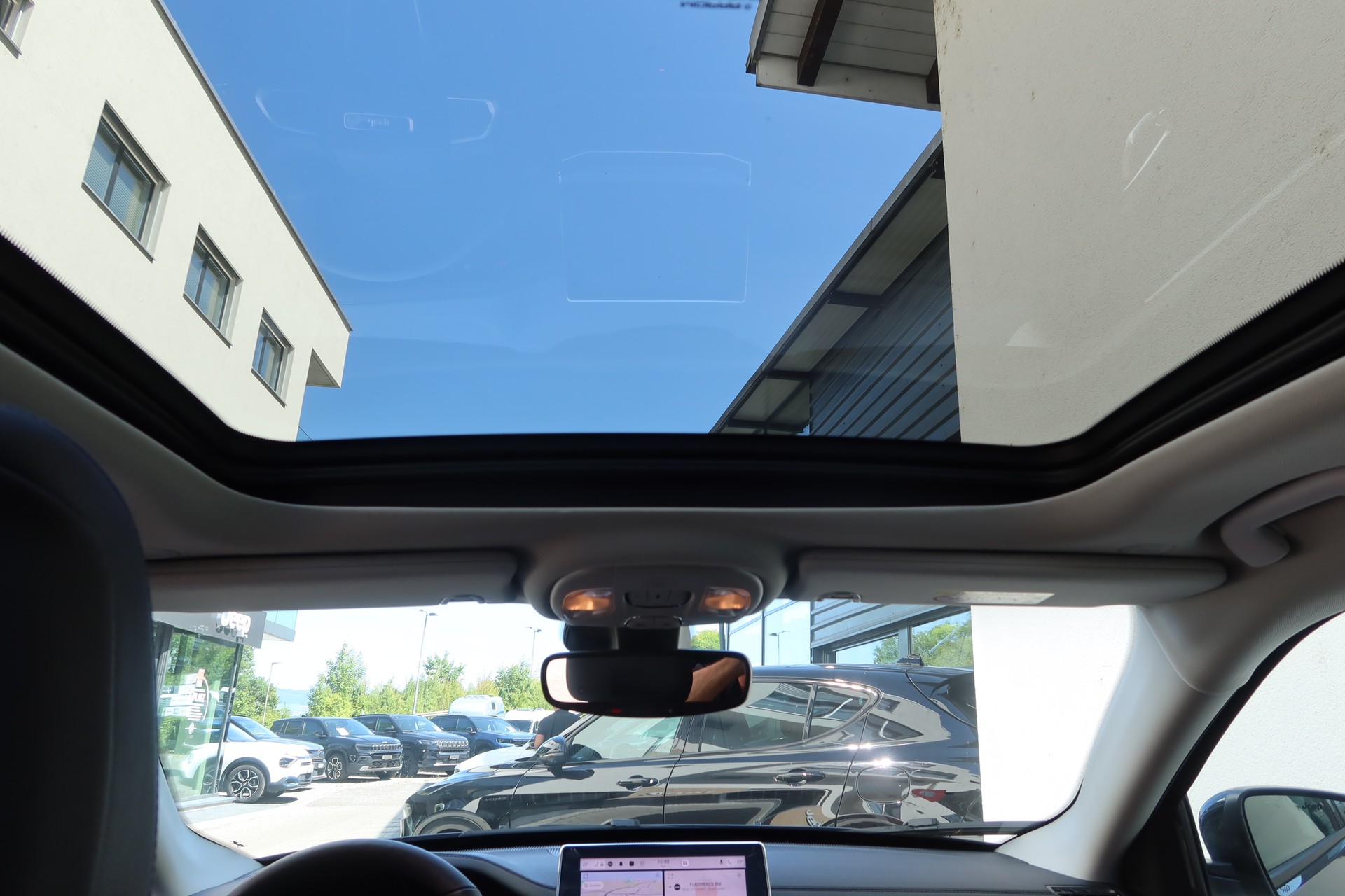JEEP Compass 4x2 1.5 Summ. Sky-image-15