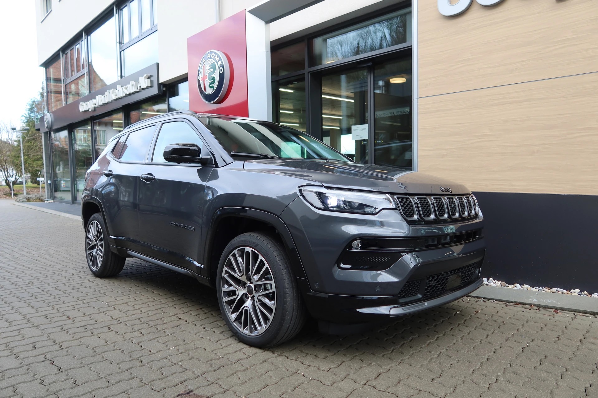 JEEP Compass 4x2 1.5 Summ. Sky-image-3