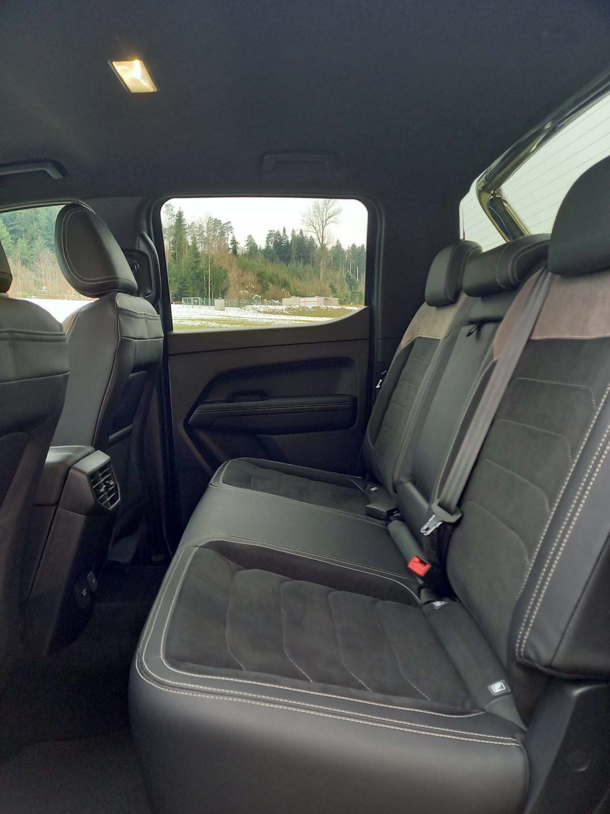 VW Amarok 3.0TDI Style Winter 2-image-17