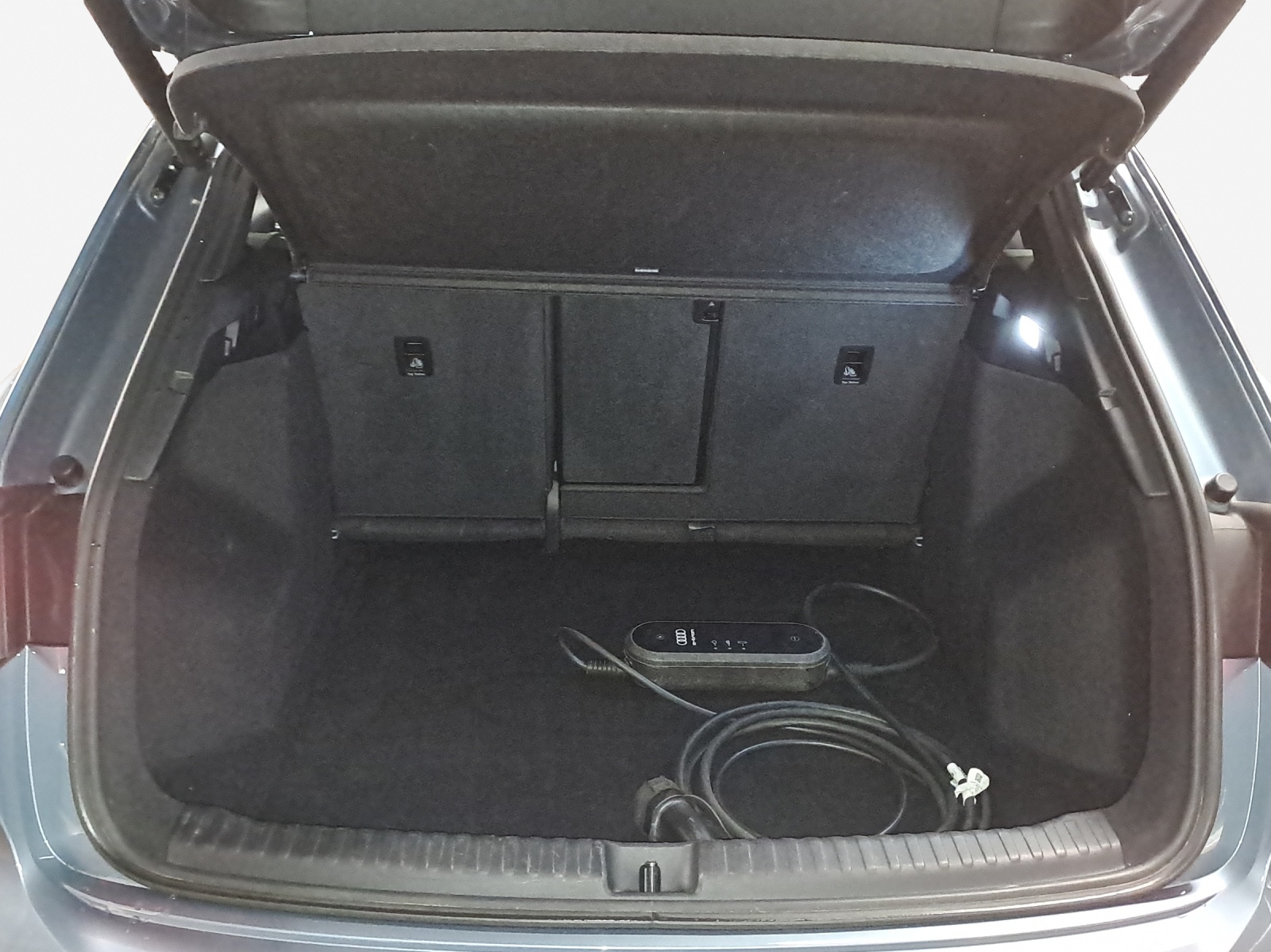 AUDI Q4 e-tron 50 quattro-image-13