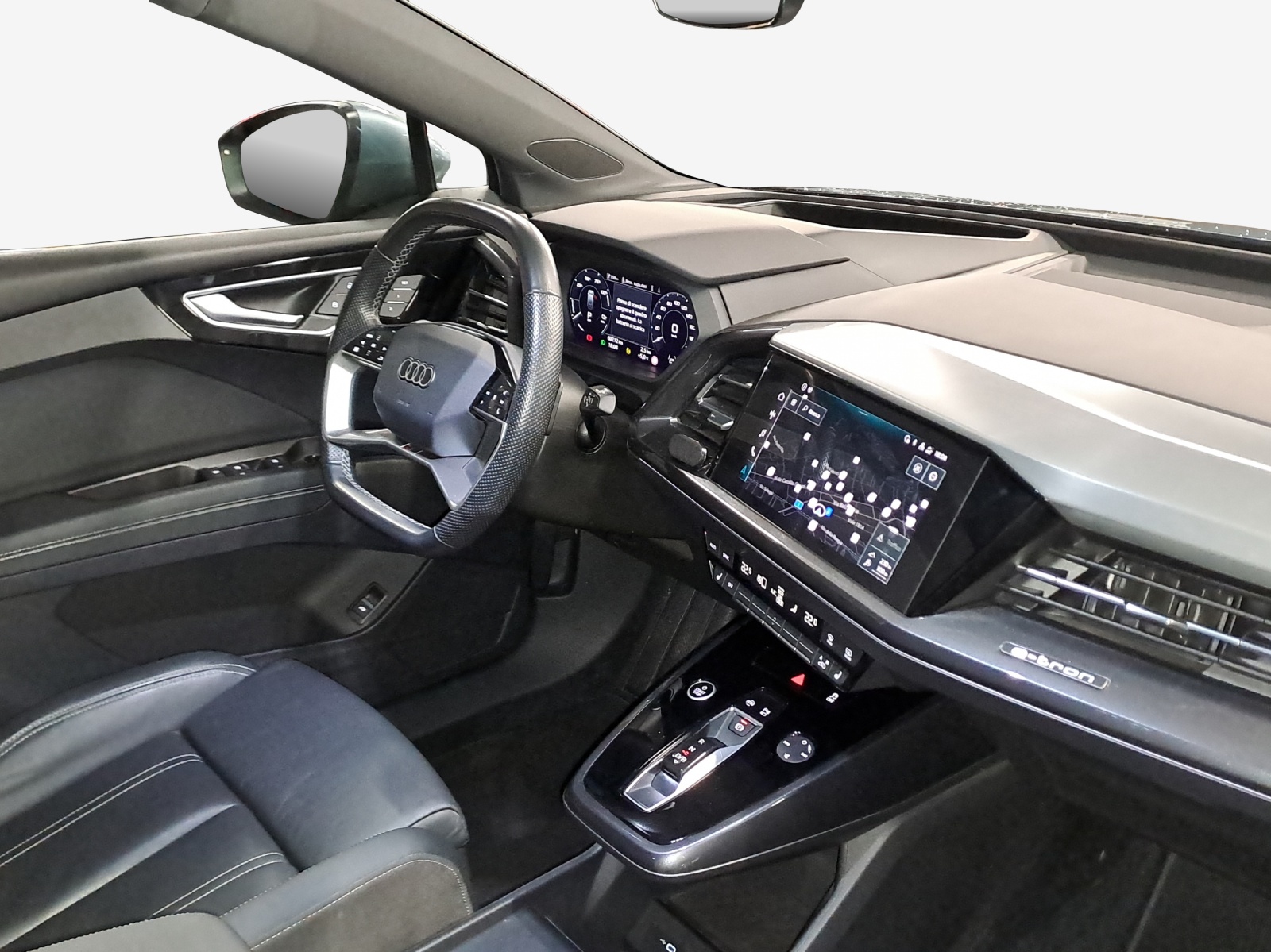 AUDI Q4 e-tron 50 quattro-image-16