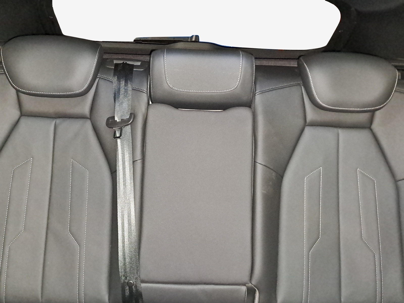 AUDI Q4 e-tron 50 quattro-image-12