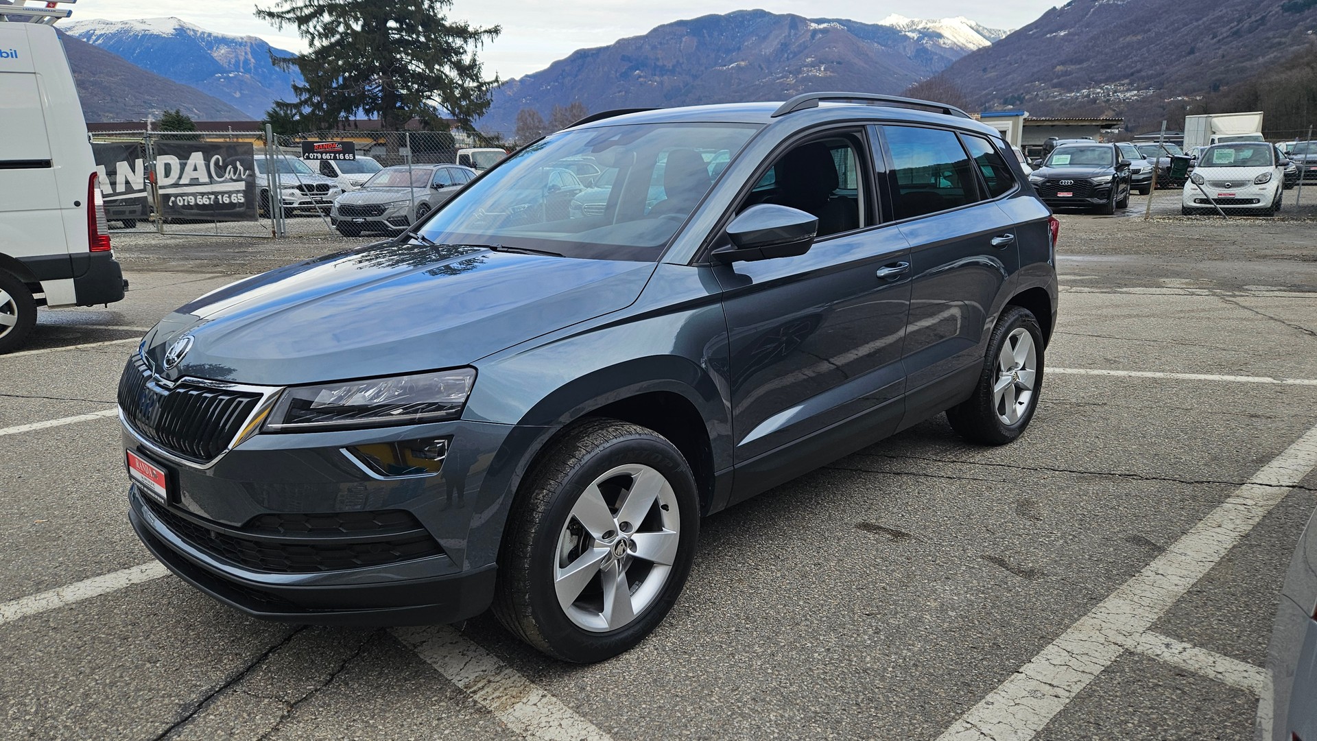 SKODA Karoq 2.0 TDI CR Ambition 4x4 DSG-image-1