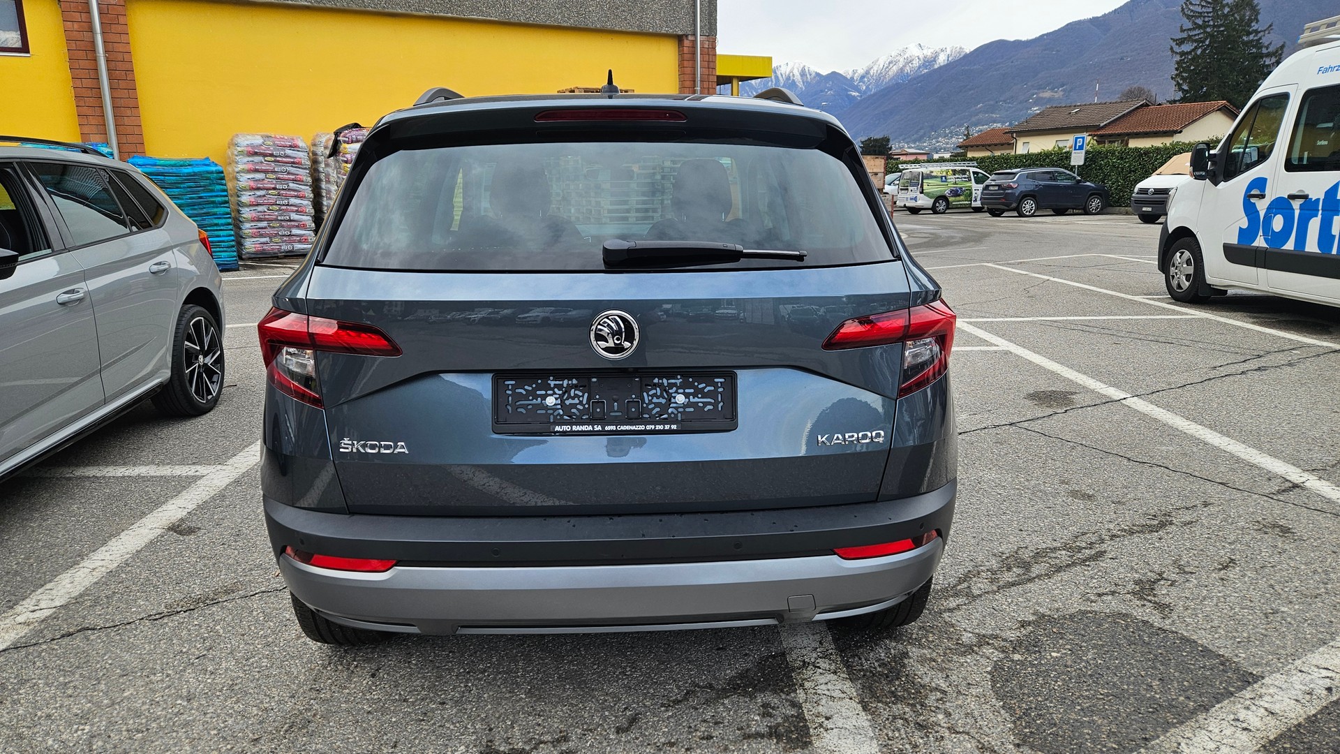 SKODA Karoq 2.0 TDI CR Ambition 4x4 DSG-image-3