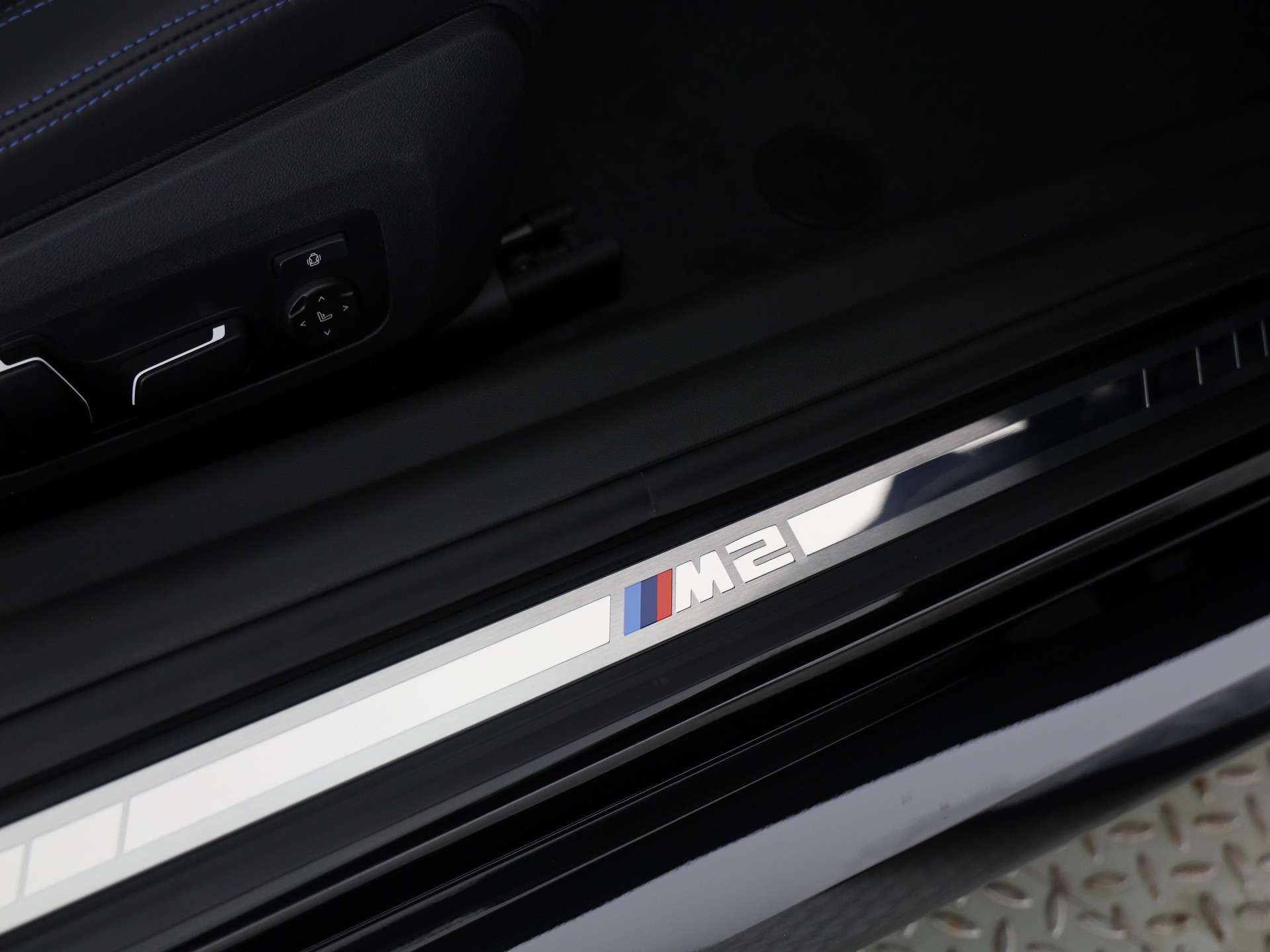 BMW M2 Coupé-image-16