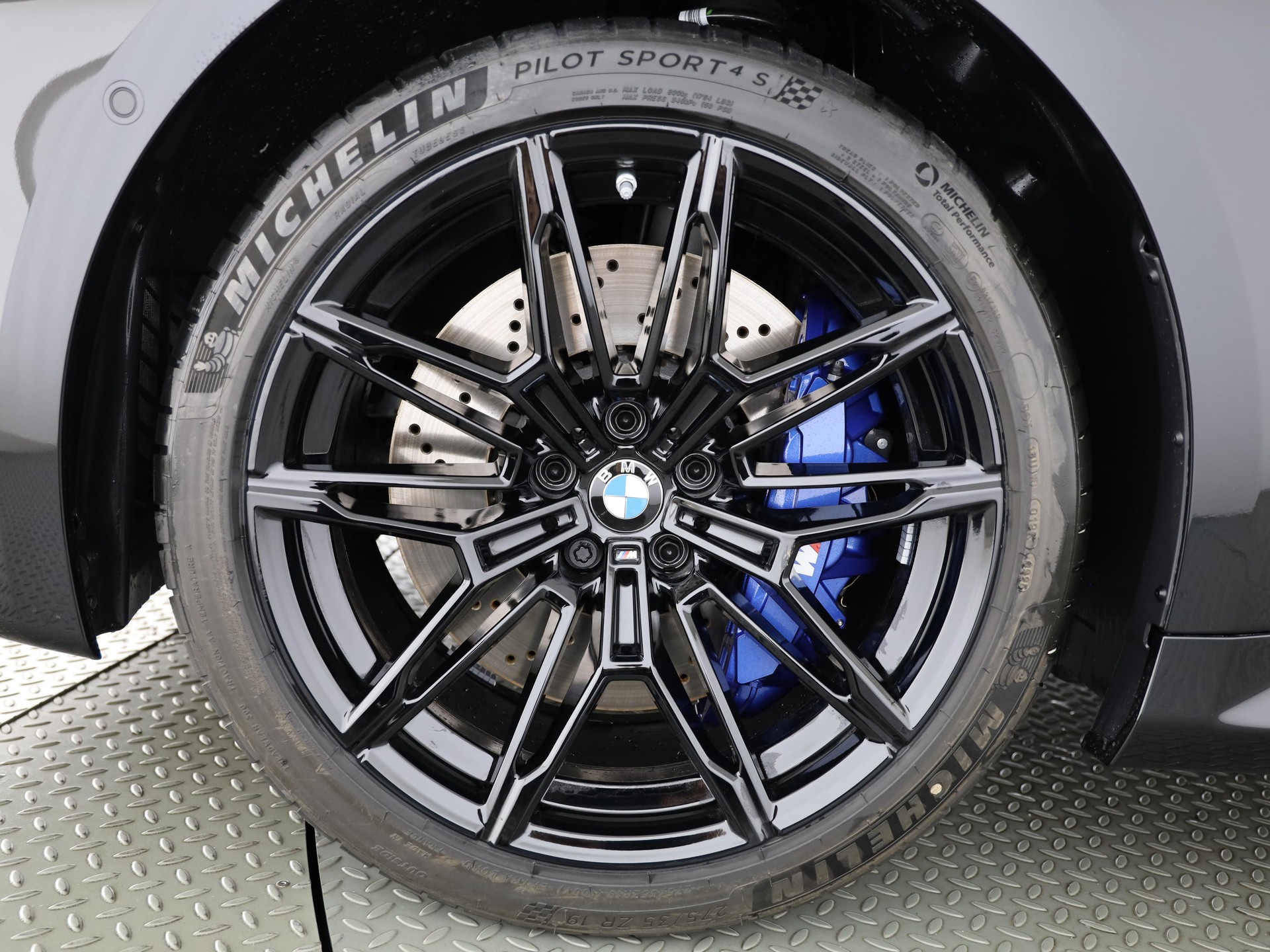 BMW M2 Coupé-image-7