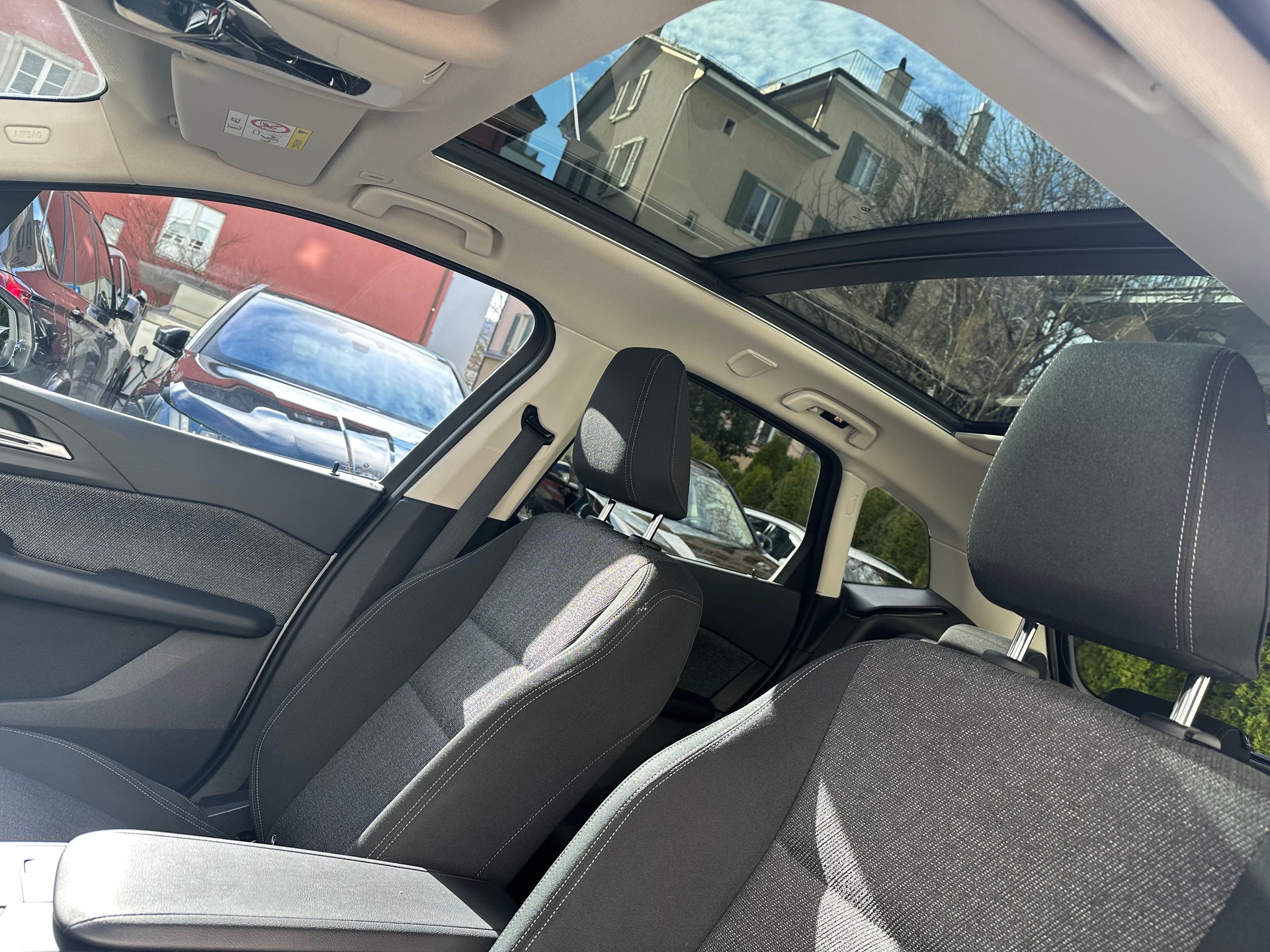 BMW 218d Active Tourer DKG-image-6
