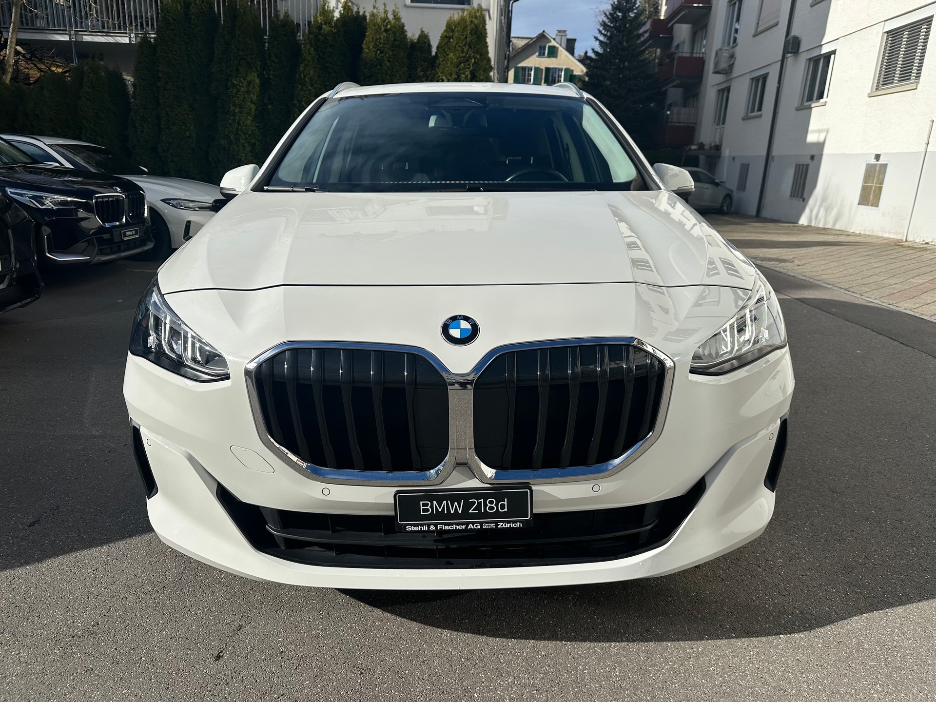 BMW 218d Active Tourer DKG-image-1