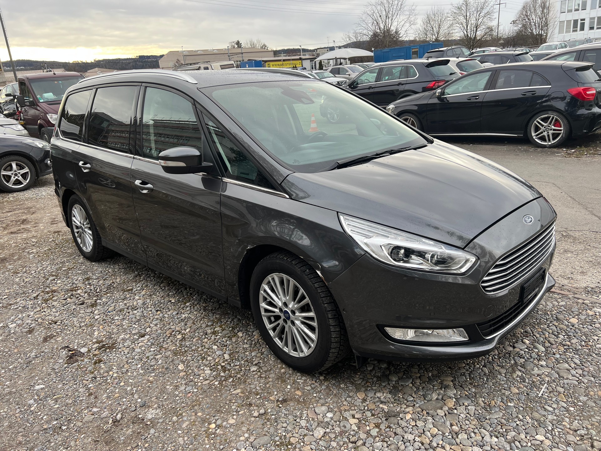 FORD Galaxy 2.0 TDCi Titanium AWD PowerShift-image-1