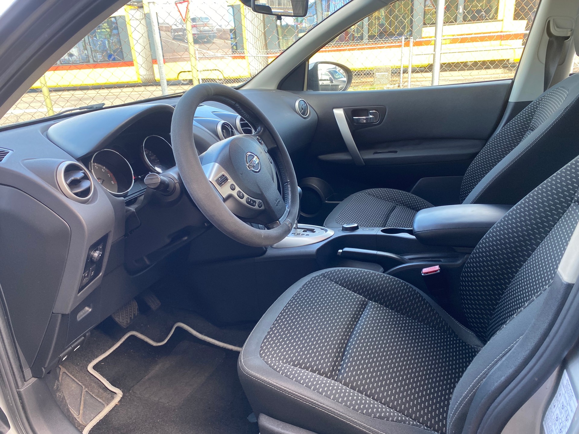 NISSAN Qashqai 2.0 4WD i-Way XTronic CVT-image-5