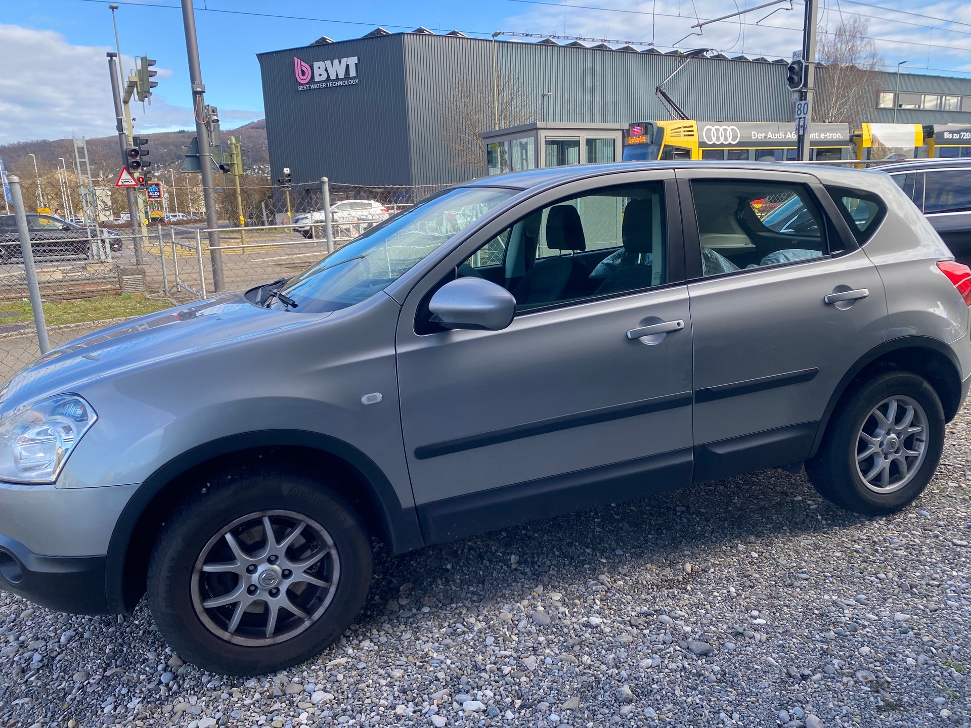 NISSAN Qashqai 2.0 4WD i-Way XTronic CVT-image-1
