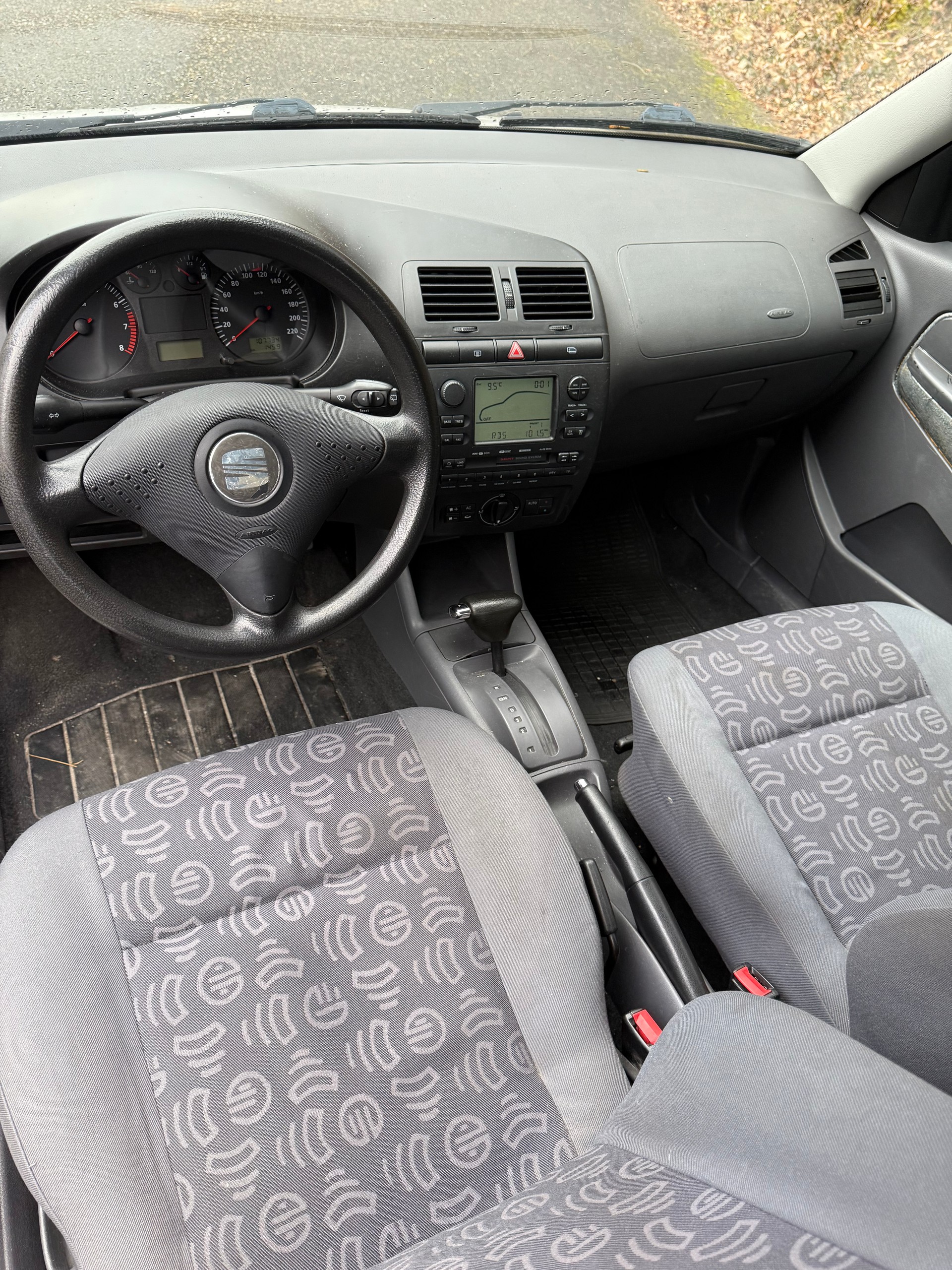 SEAT Ibiza 1.6 Stella A-image-5