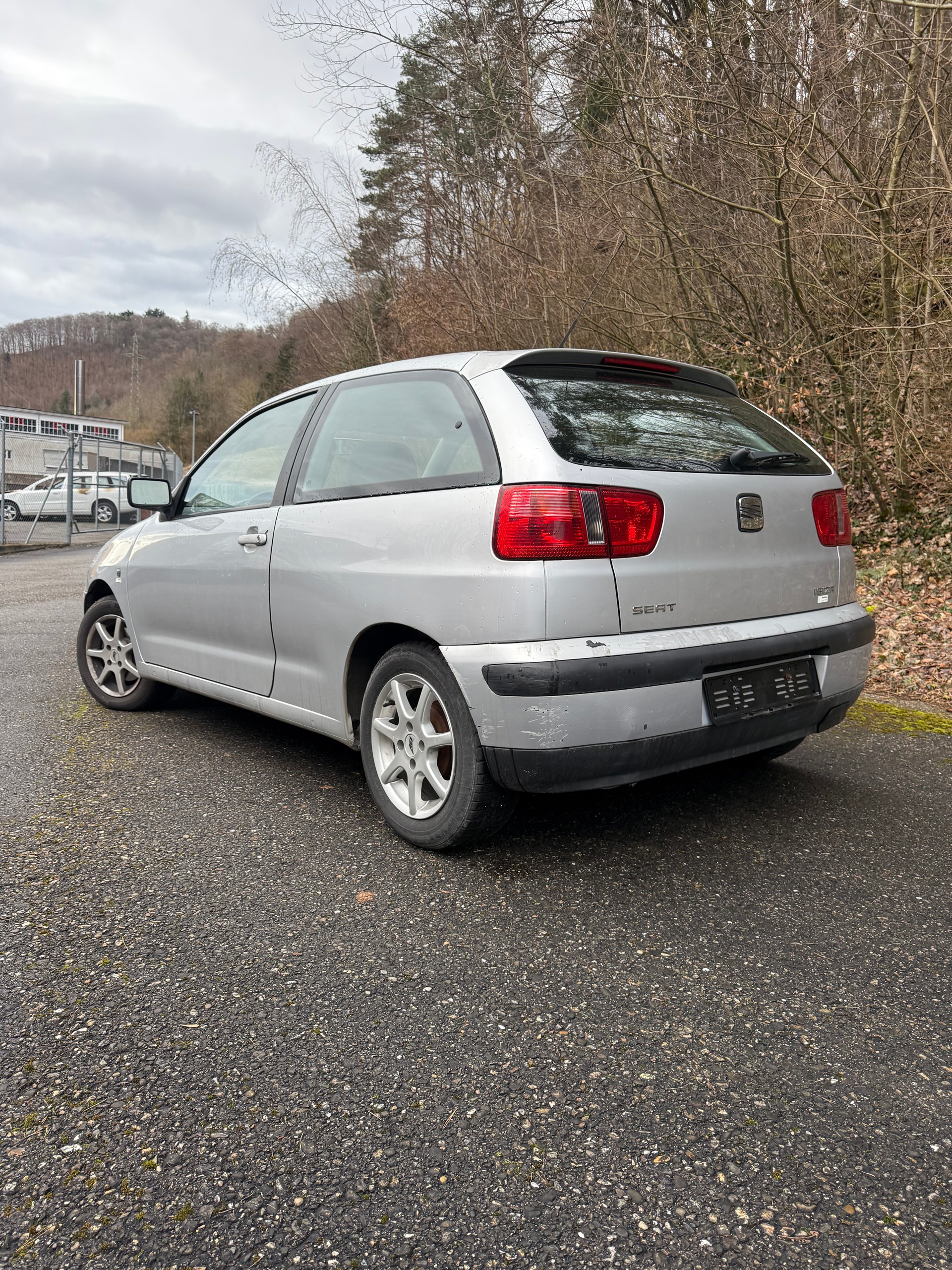 SEAT Ibiza 1.6 Stella A-image-3