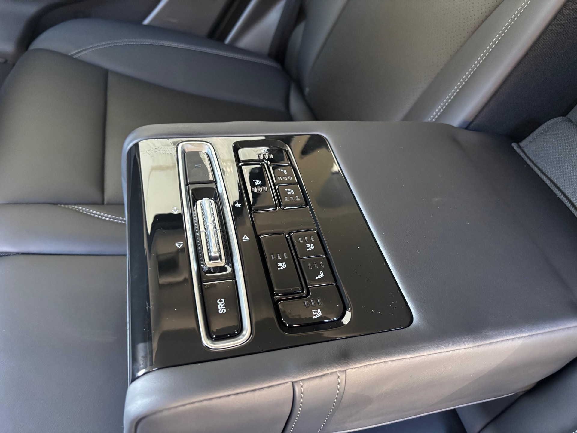 BAIC X7 1.5 Premium-image-7