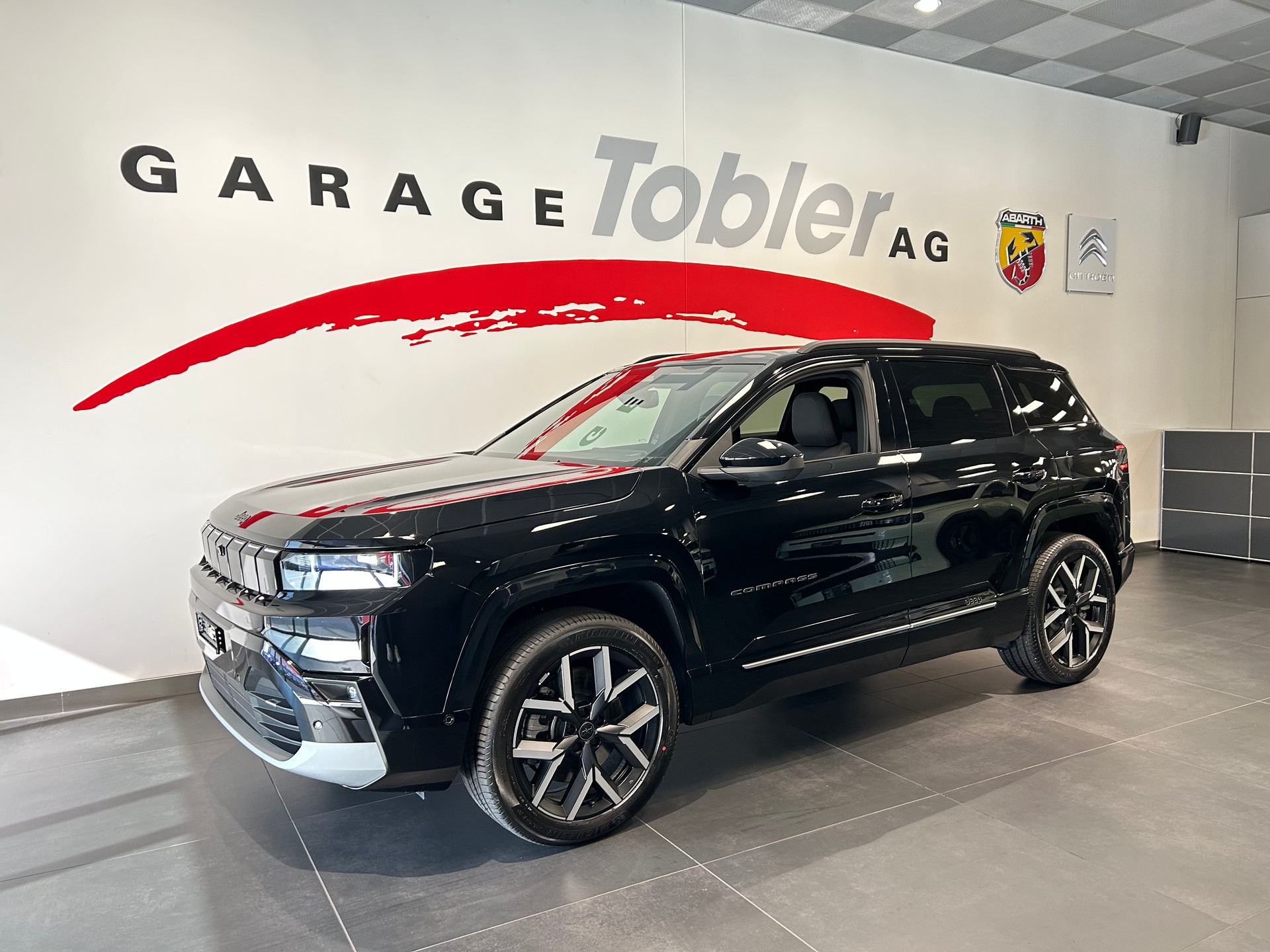 JEEP Compass Elektro 74kWh First Edition-image-6