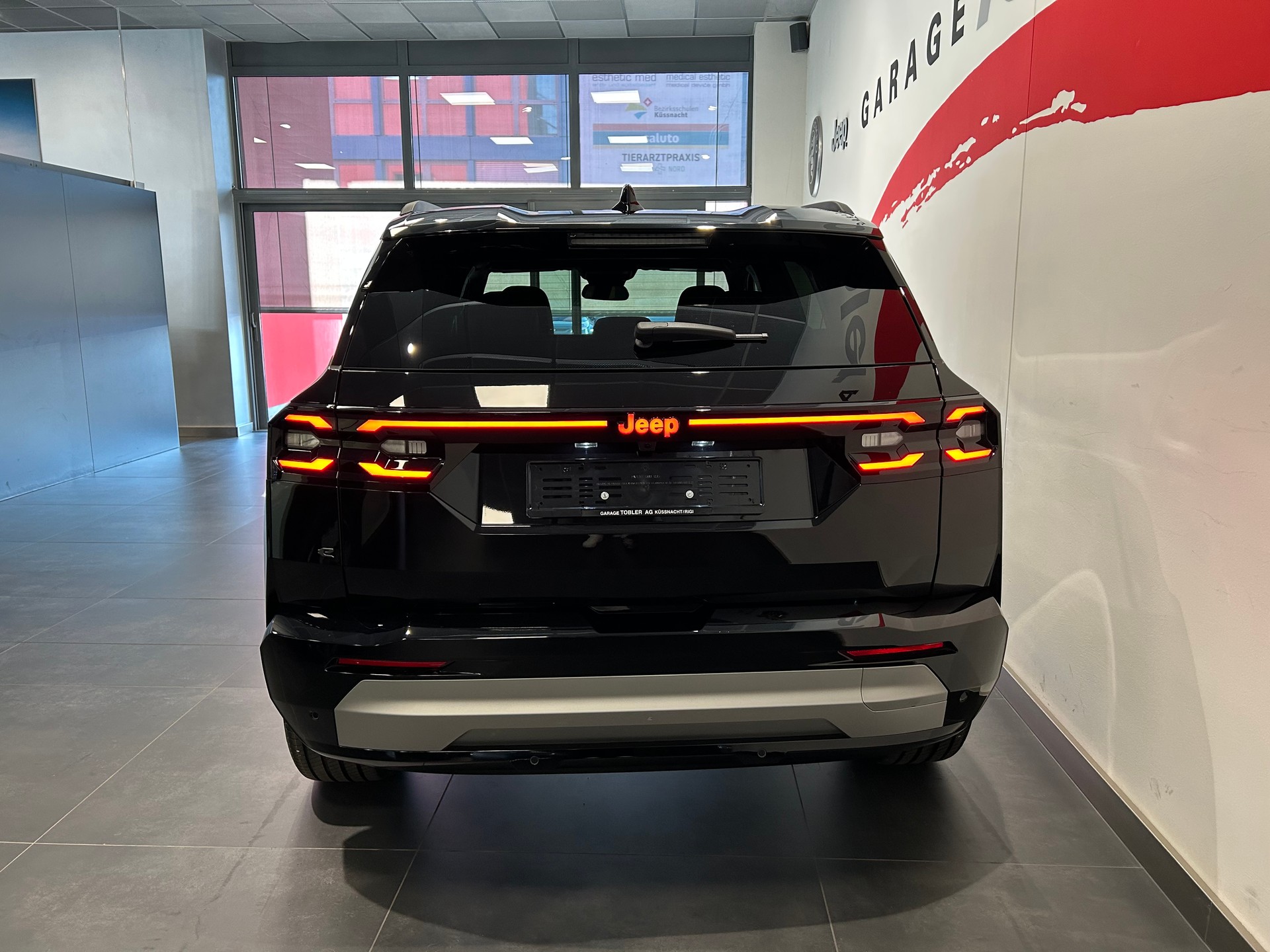 JEEP Compass Elektro 74kWh First Edition-image-17