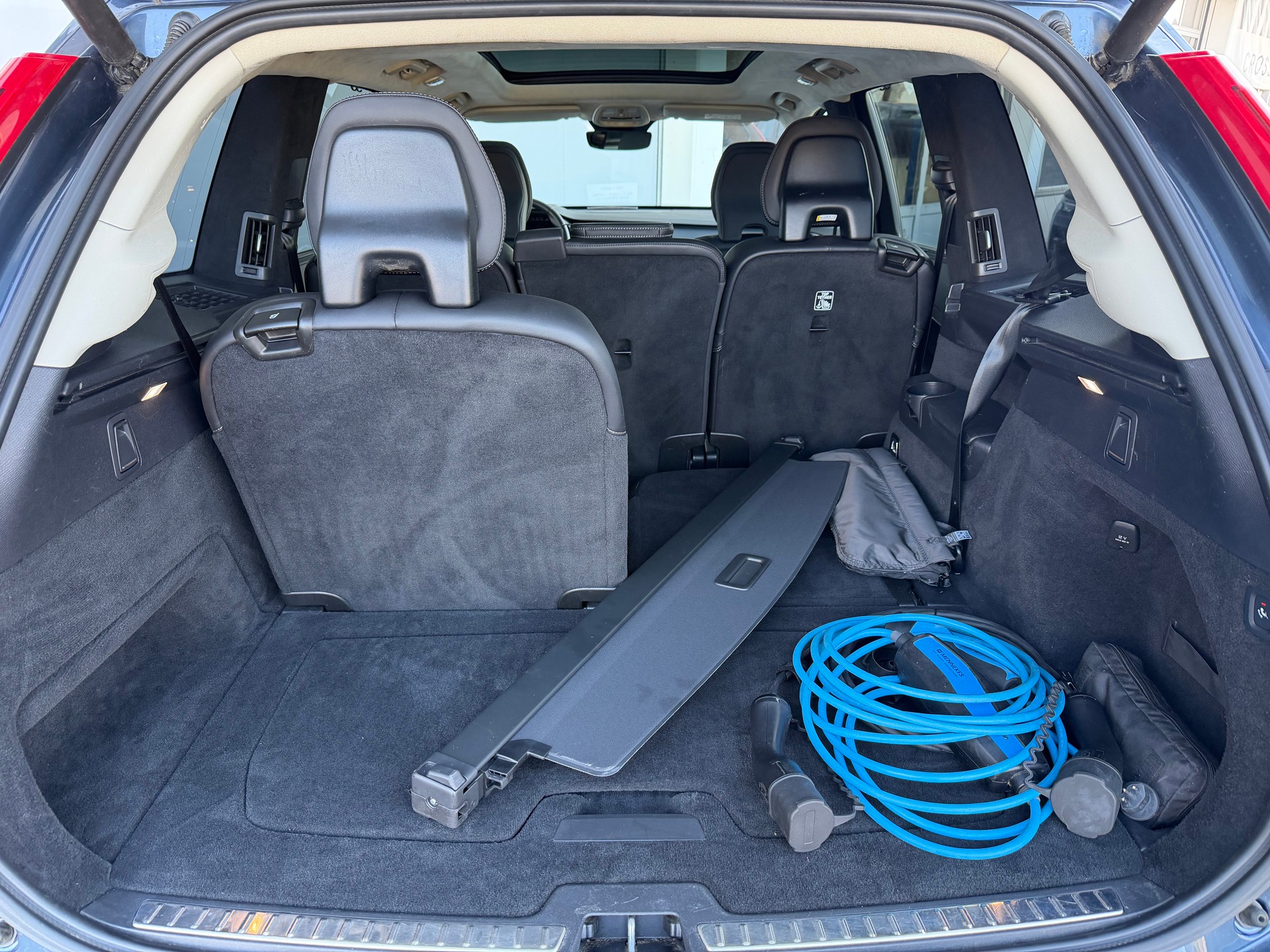 VOLVO XC90 T8 eAWD Ultimate Bright Geartronic-image-26