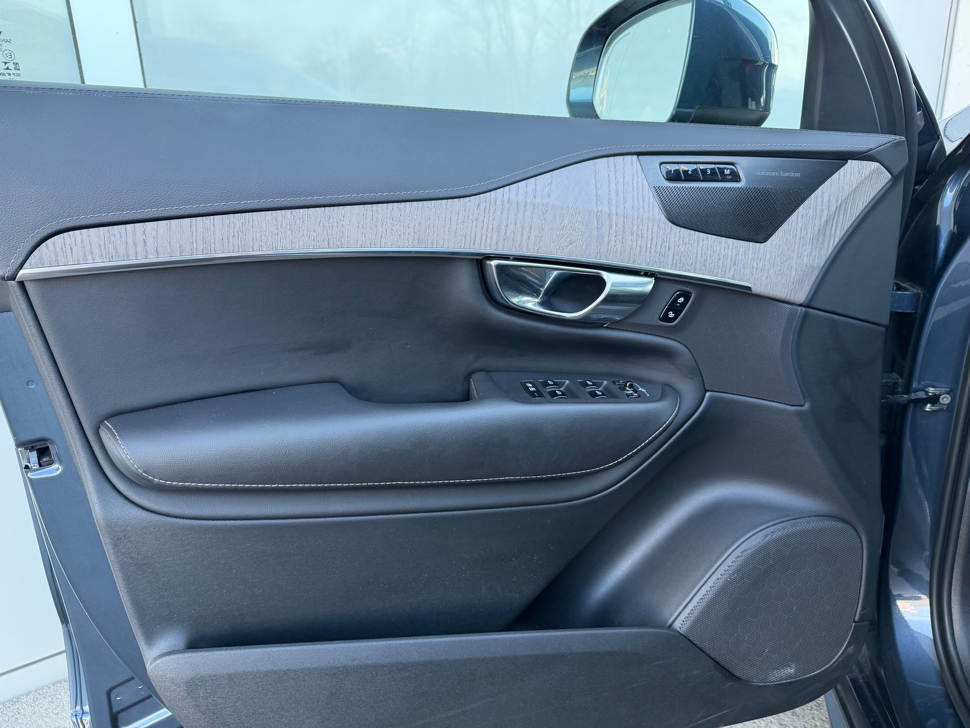 VOLVO XC90 T8 eAWD Ultimate Bright Geartronic-image-14