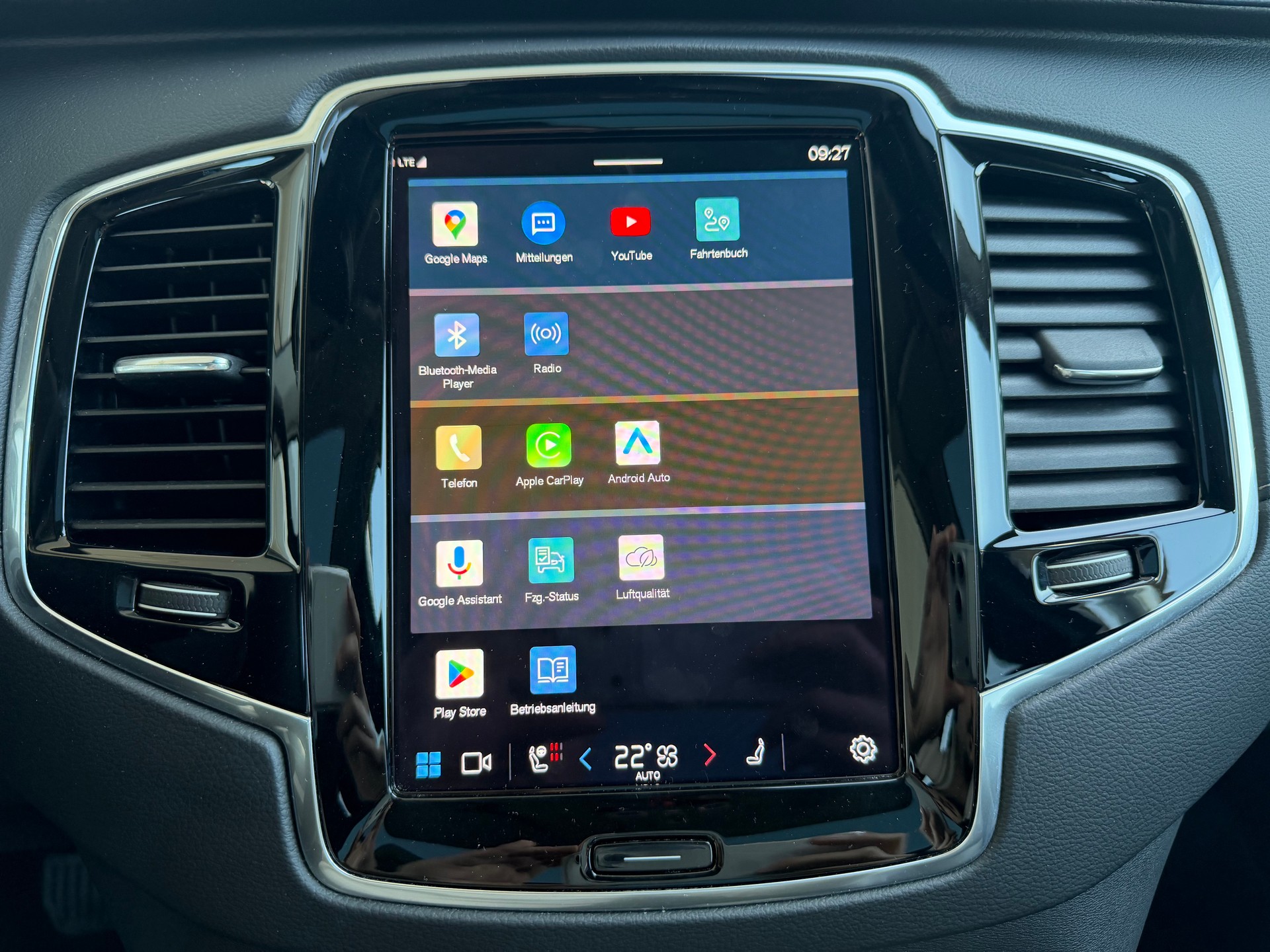 VOLVO XC90 T8 eAWD Ultimate Bright Geartronic-image-24