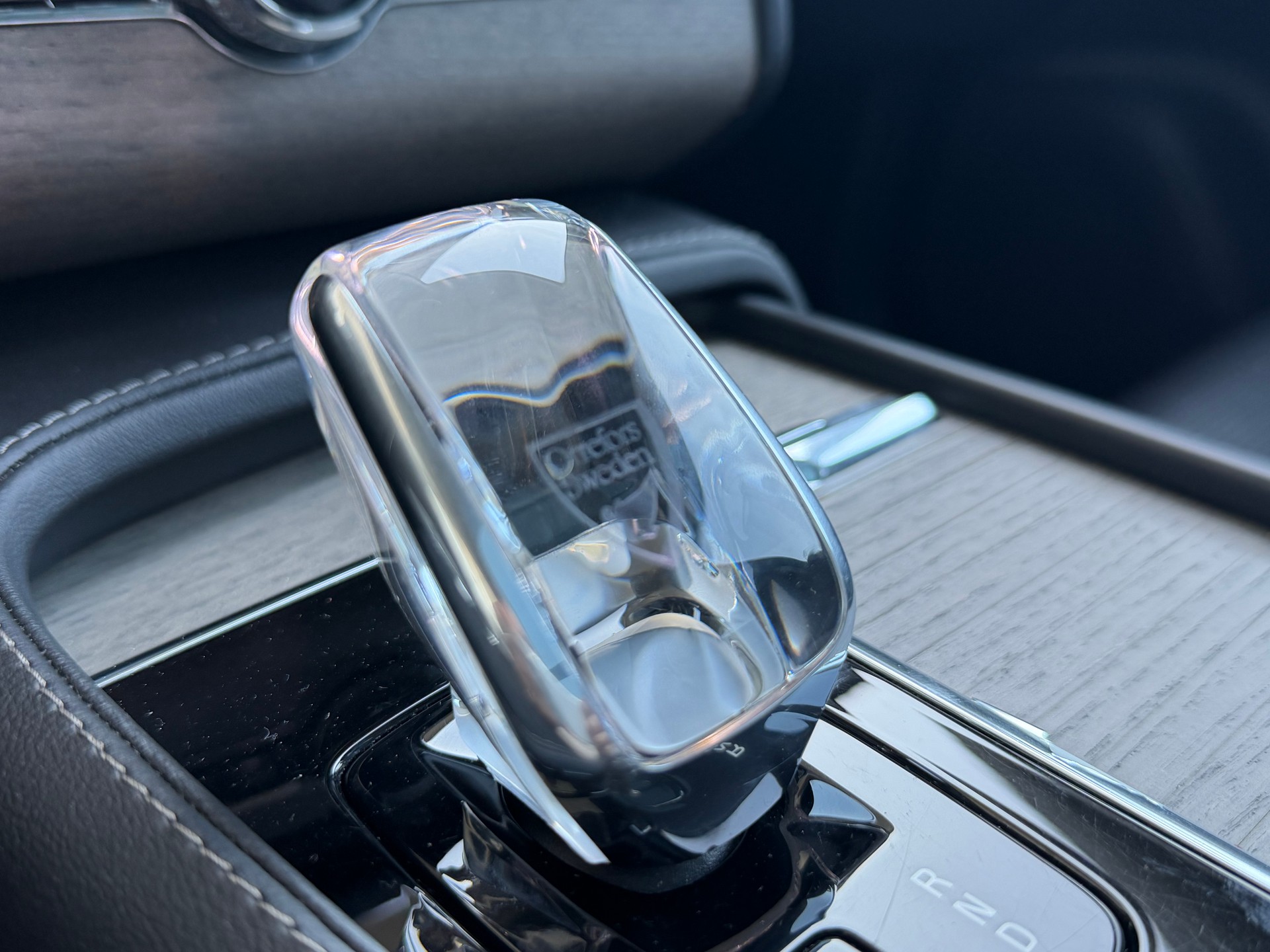 VOLVO XC90 T8 eAWD Ultimate Bright Geartronic-image-19