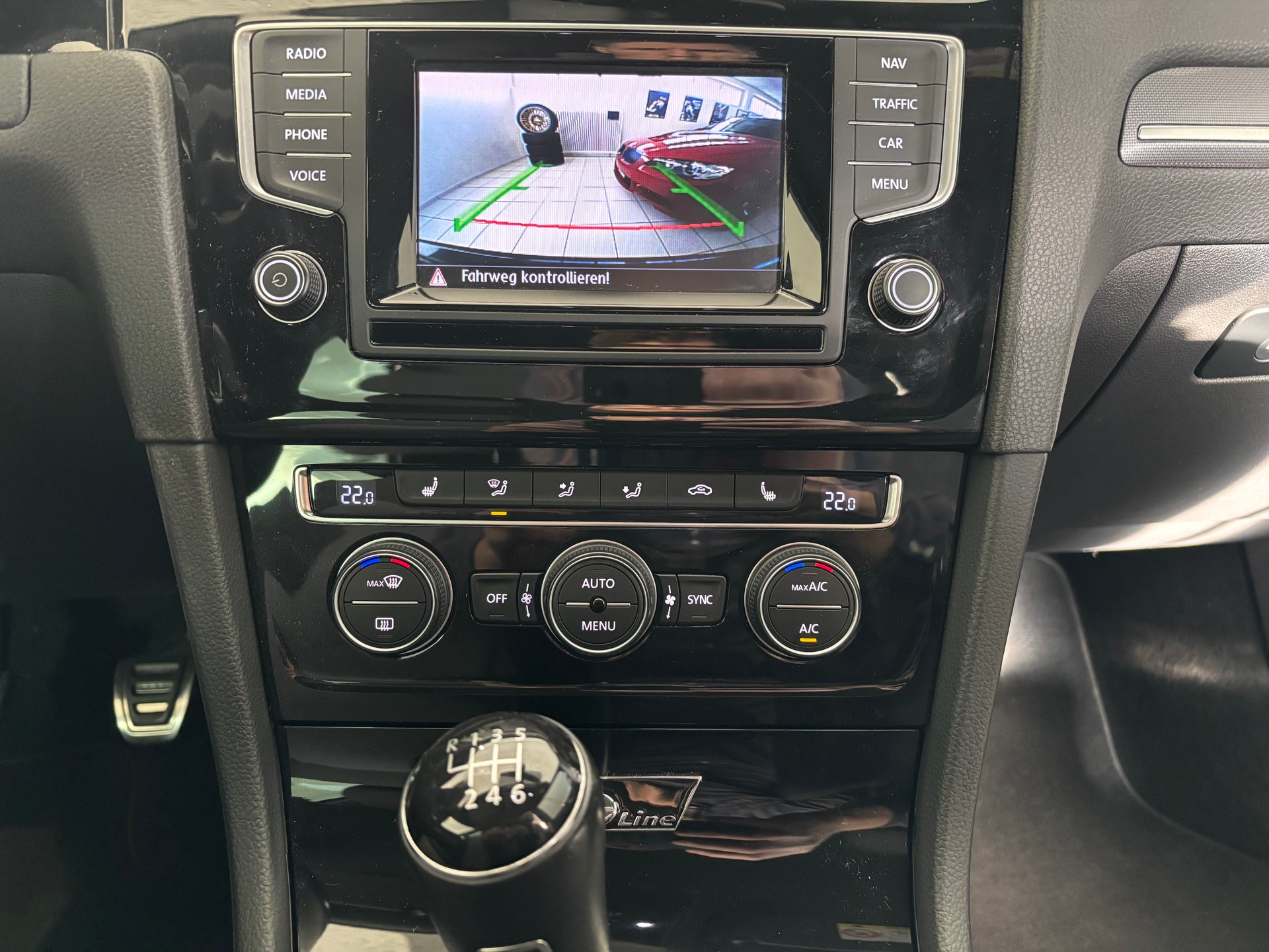 VW Golf 1.4 TSI Cup R-Line-image-14