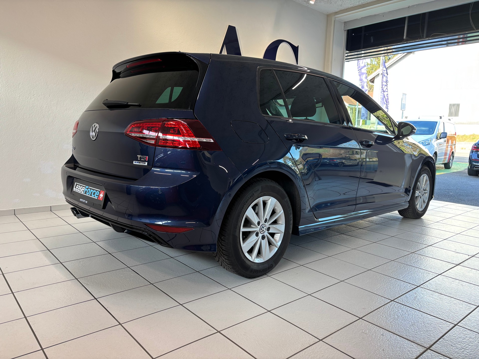 VW Golf 1.4 TSI Cup R-Line-image-1
