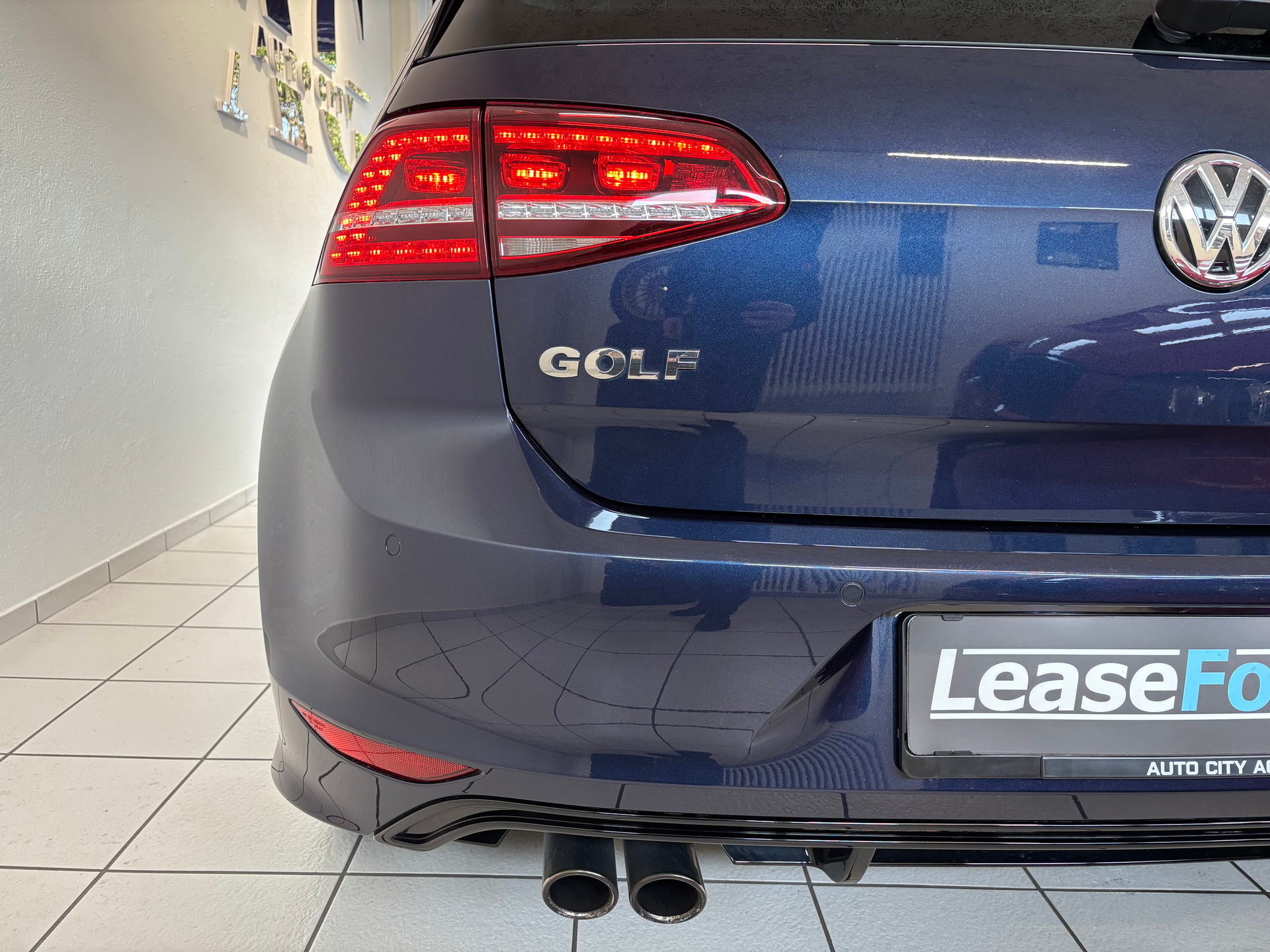 VW Golf 1.4 TSI Cup R-Line-image-6