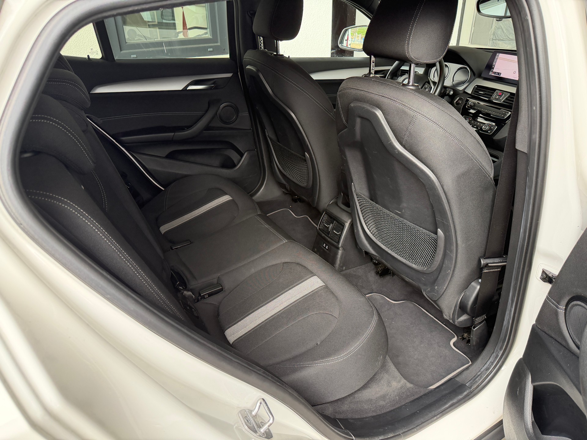 BMW X2 xDrive 18d Steptronic-image-9
