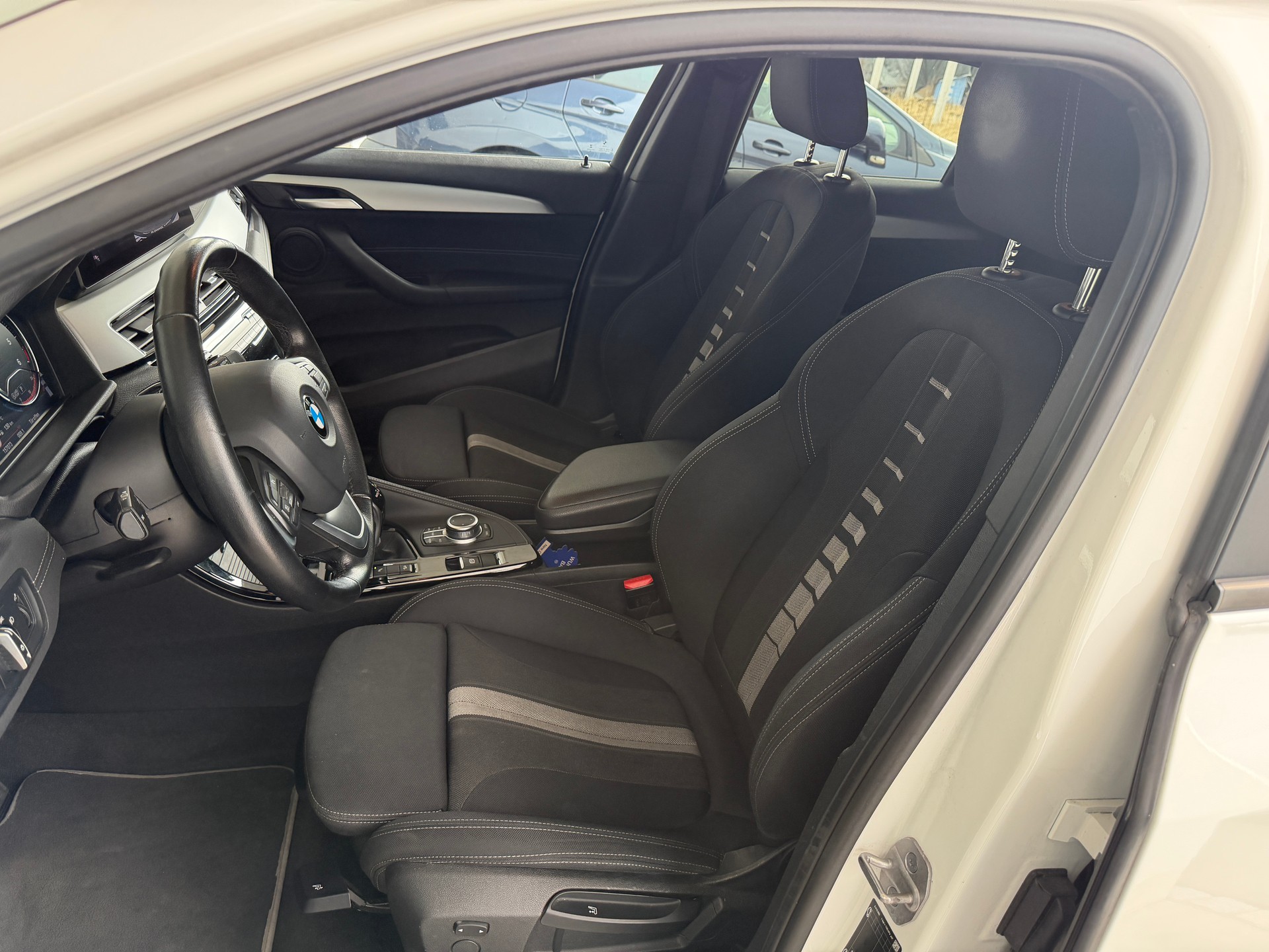 BMW X2 xDrive 18d Steptronic-image-7