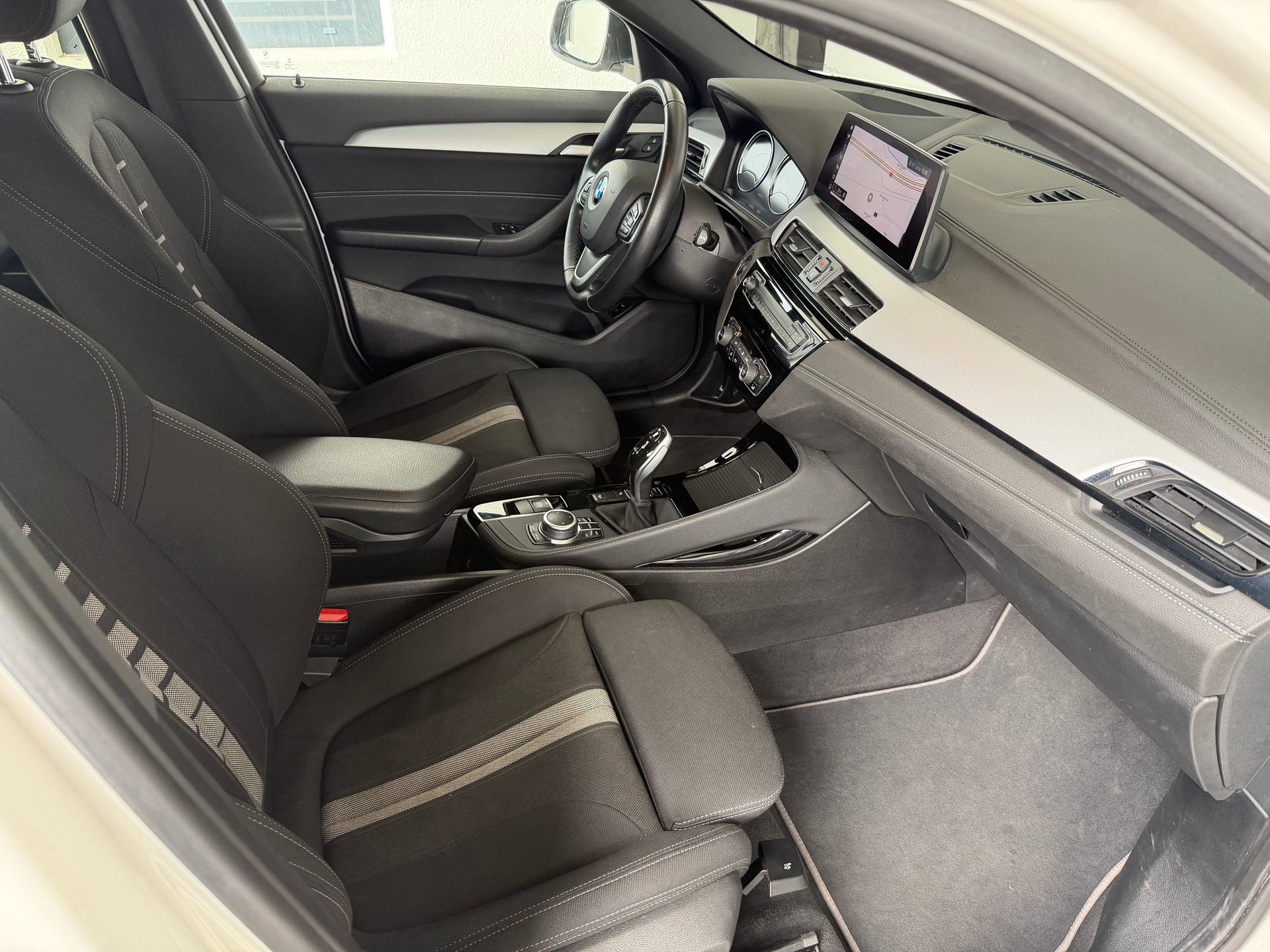 BMW X2 xDrive 18d Steptronic-image-10
