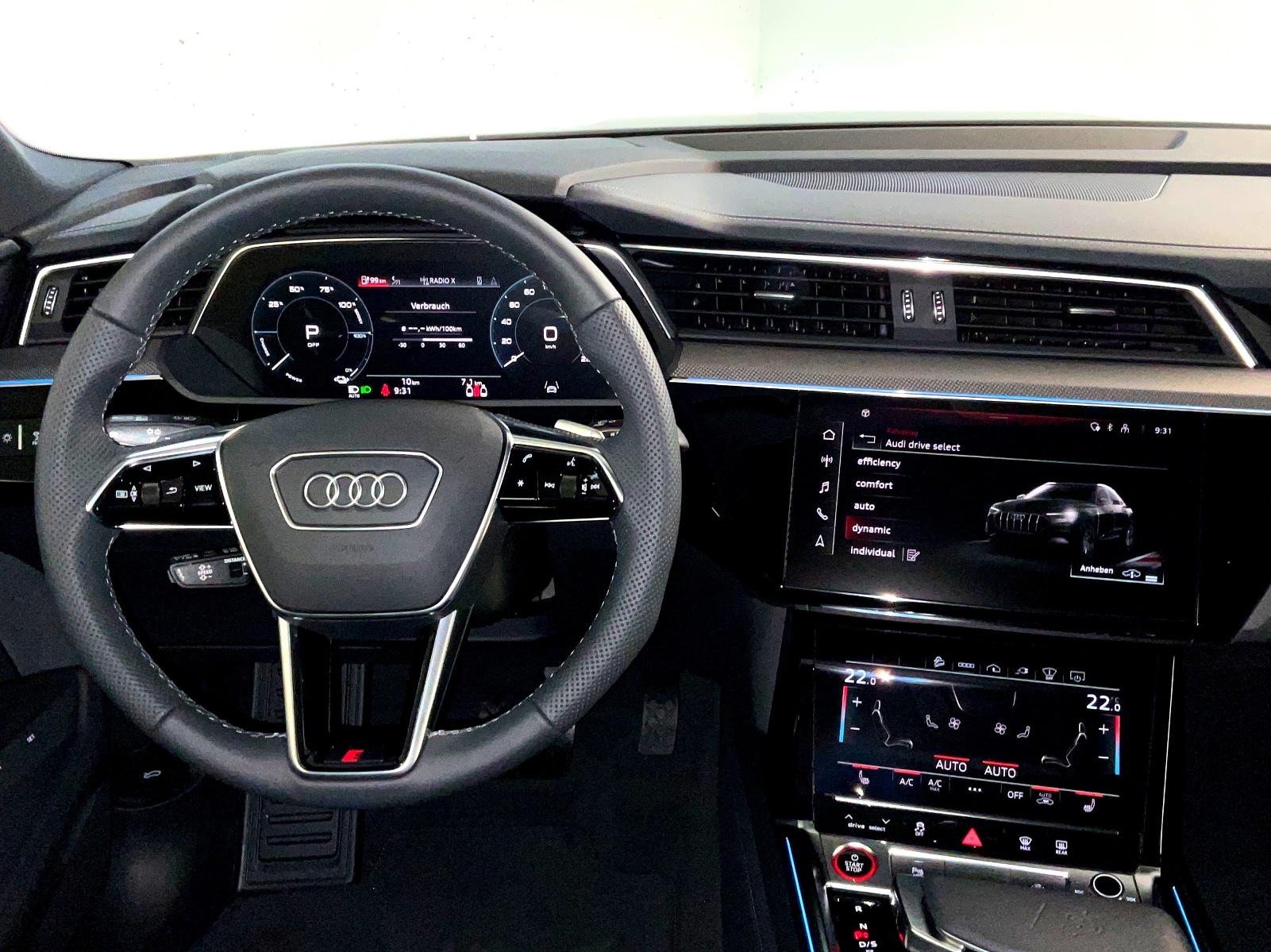 AUDI e-tron S Sportback quattro-image-7