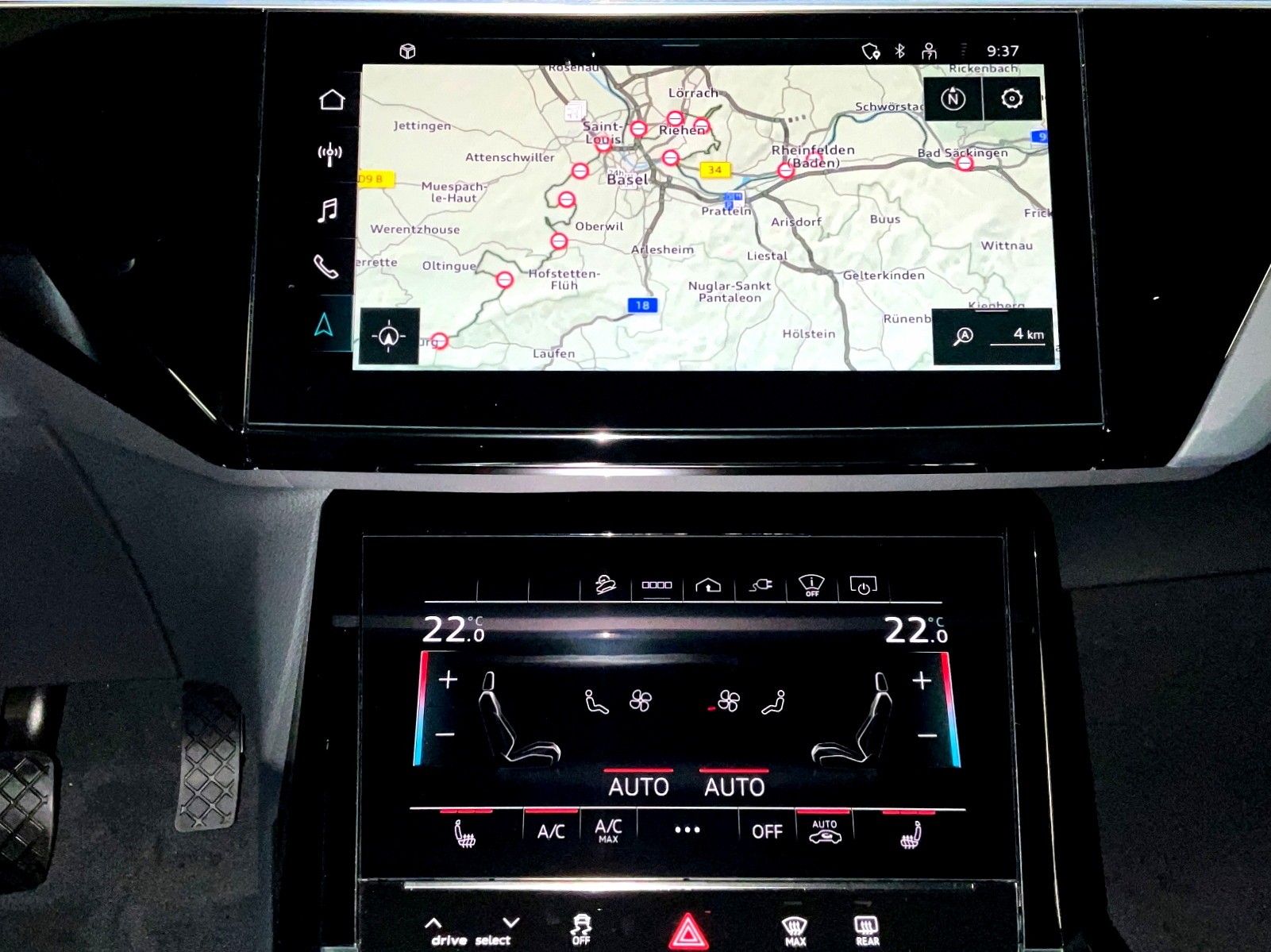 AUDI e-tron S Sportback quattro-image-9