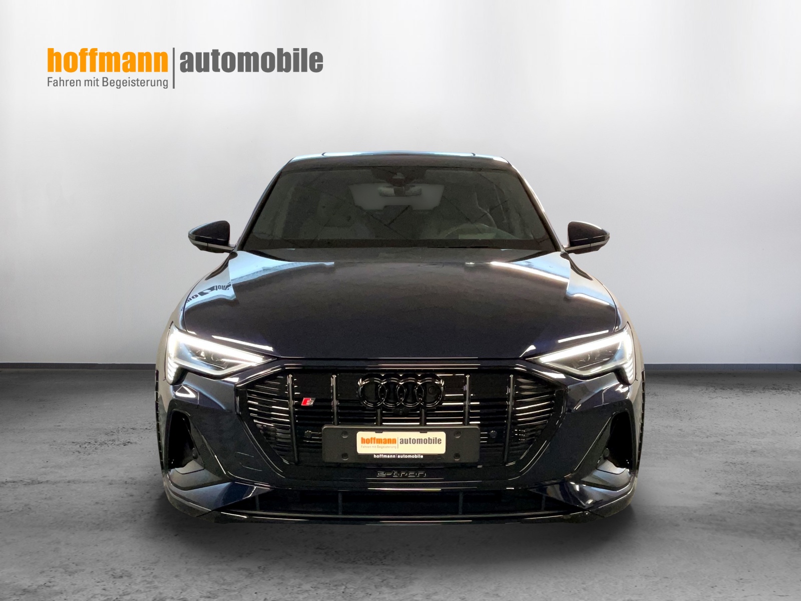 AUDI e-tron S Sportback quattro-image-1