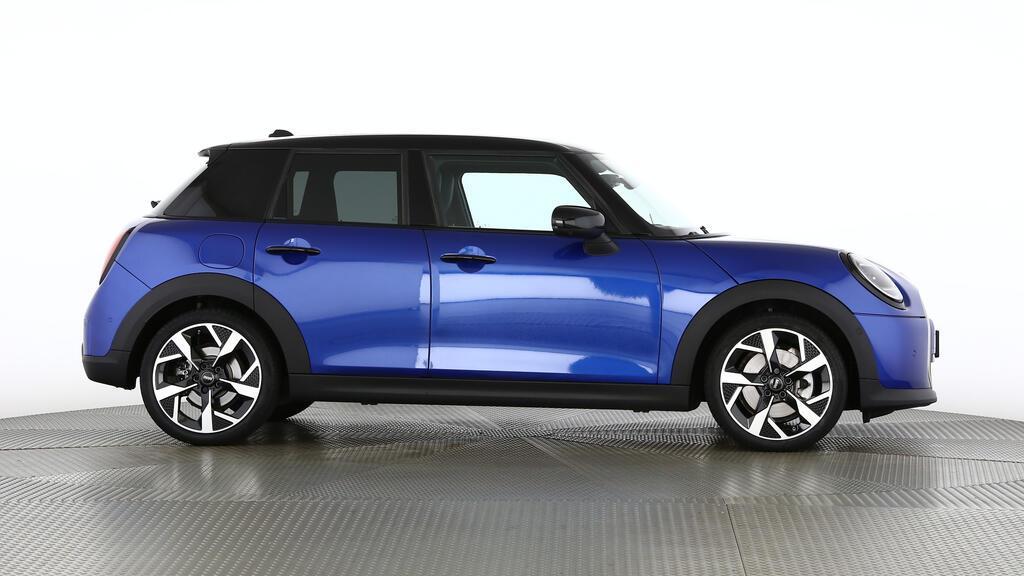 MINI Cooper 5 door C-image-1